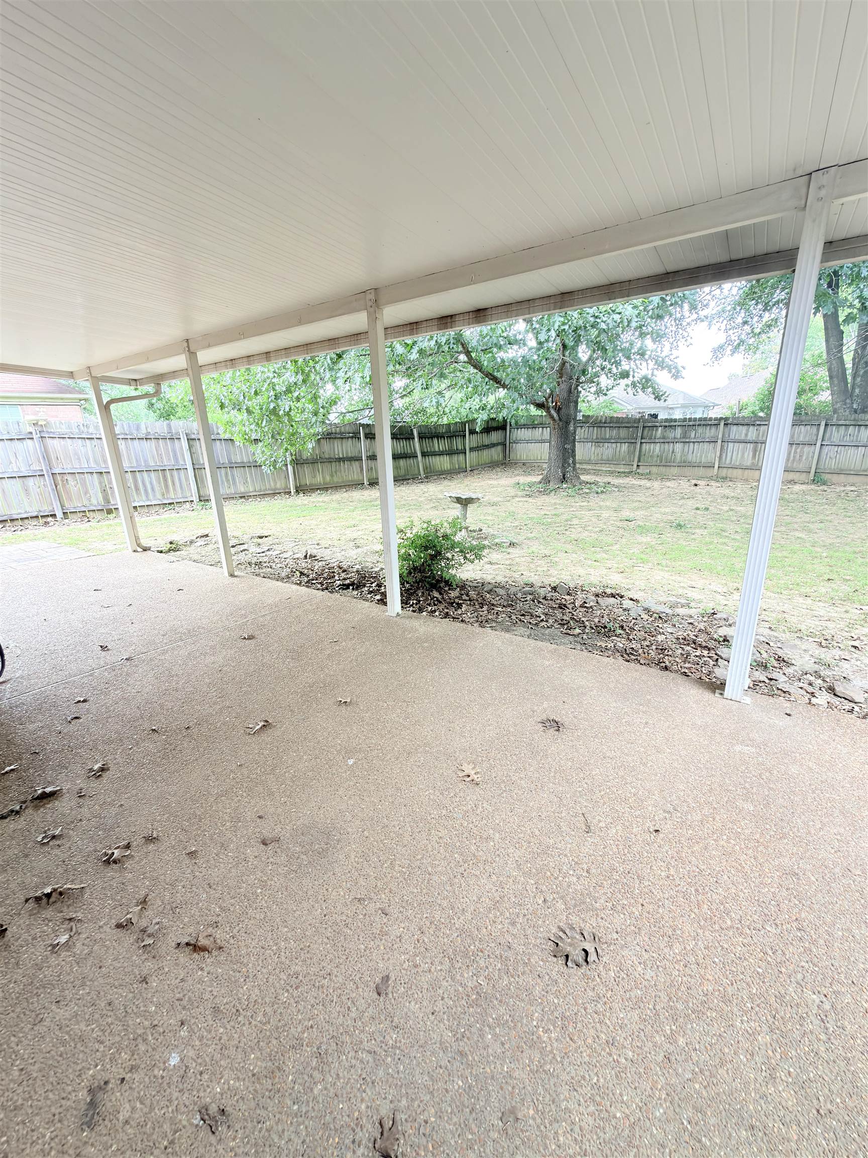 8612 Overcup Oaks Dr Property Photo 17