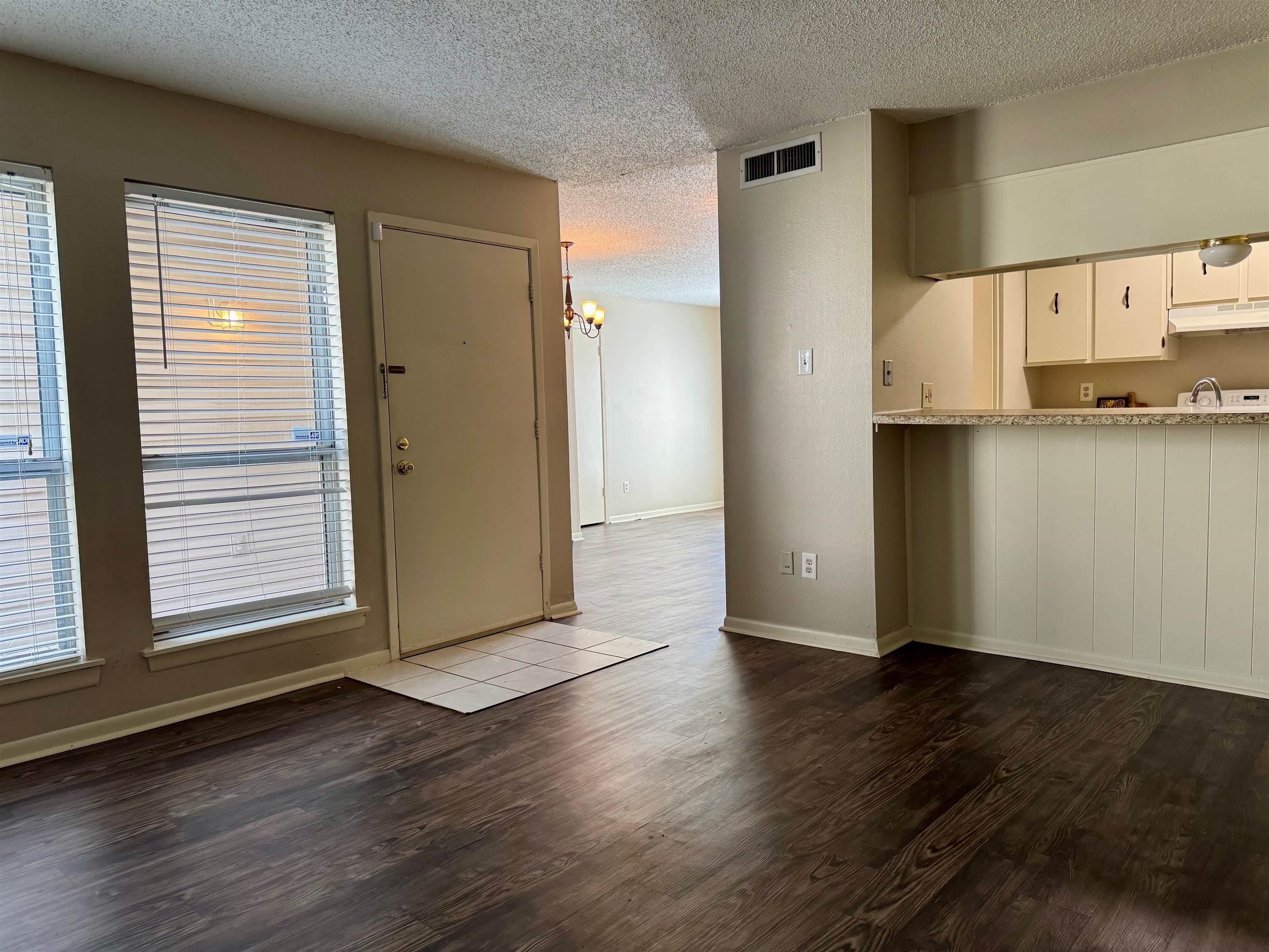 6692 Whispering Oak Pl 3 Property Photo 2