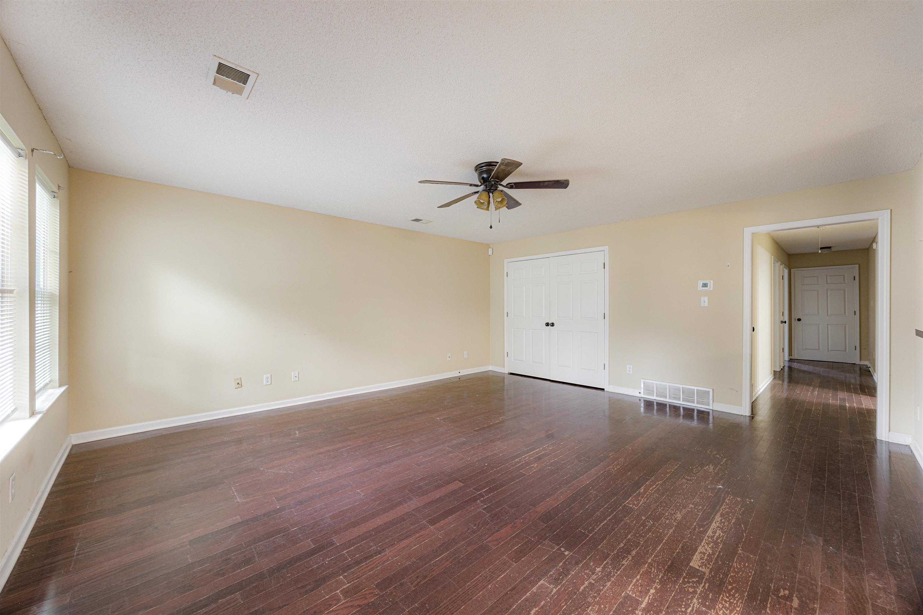 3144 Hopkins Ave Property Photo 5