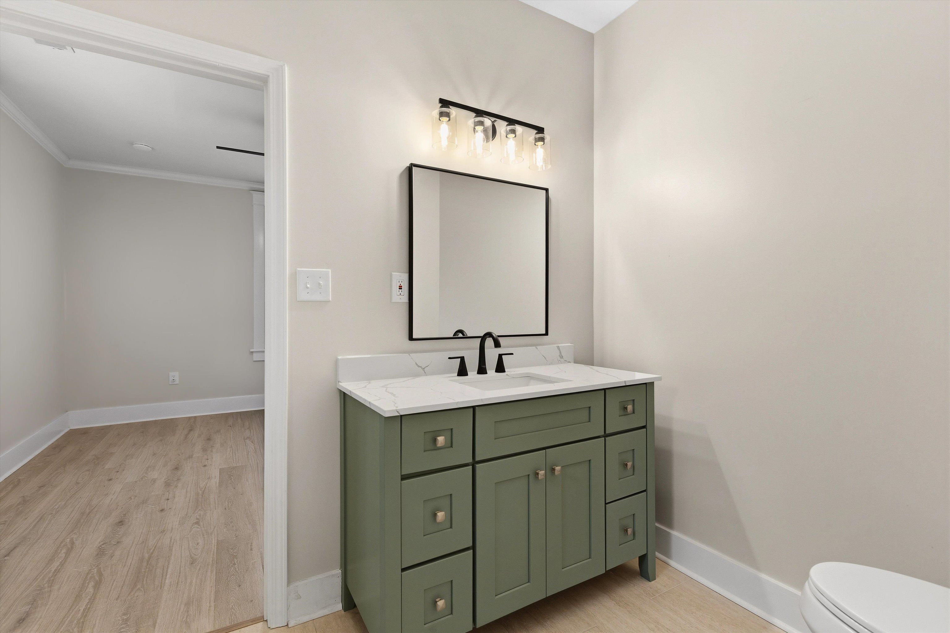 2025 Central Ave Property Photo 21