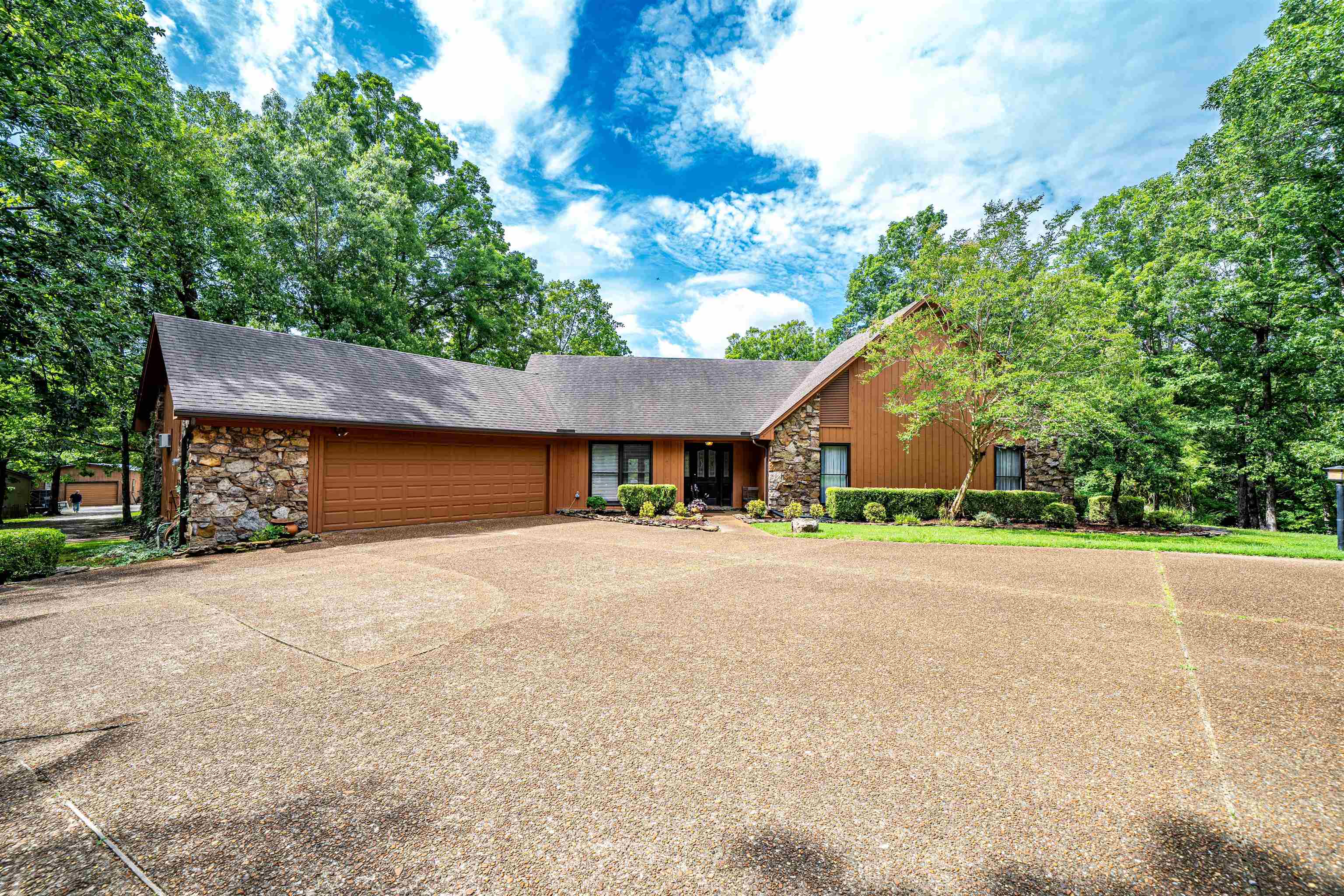 3255 Pittman Rd Property Photo 3