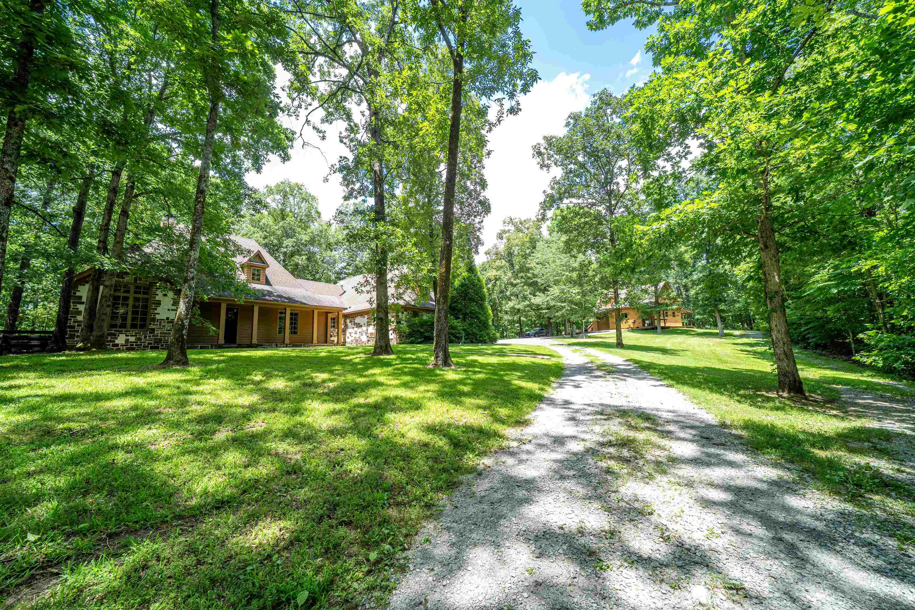 6355 Jernigan Rd Property Photo 1