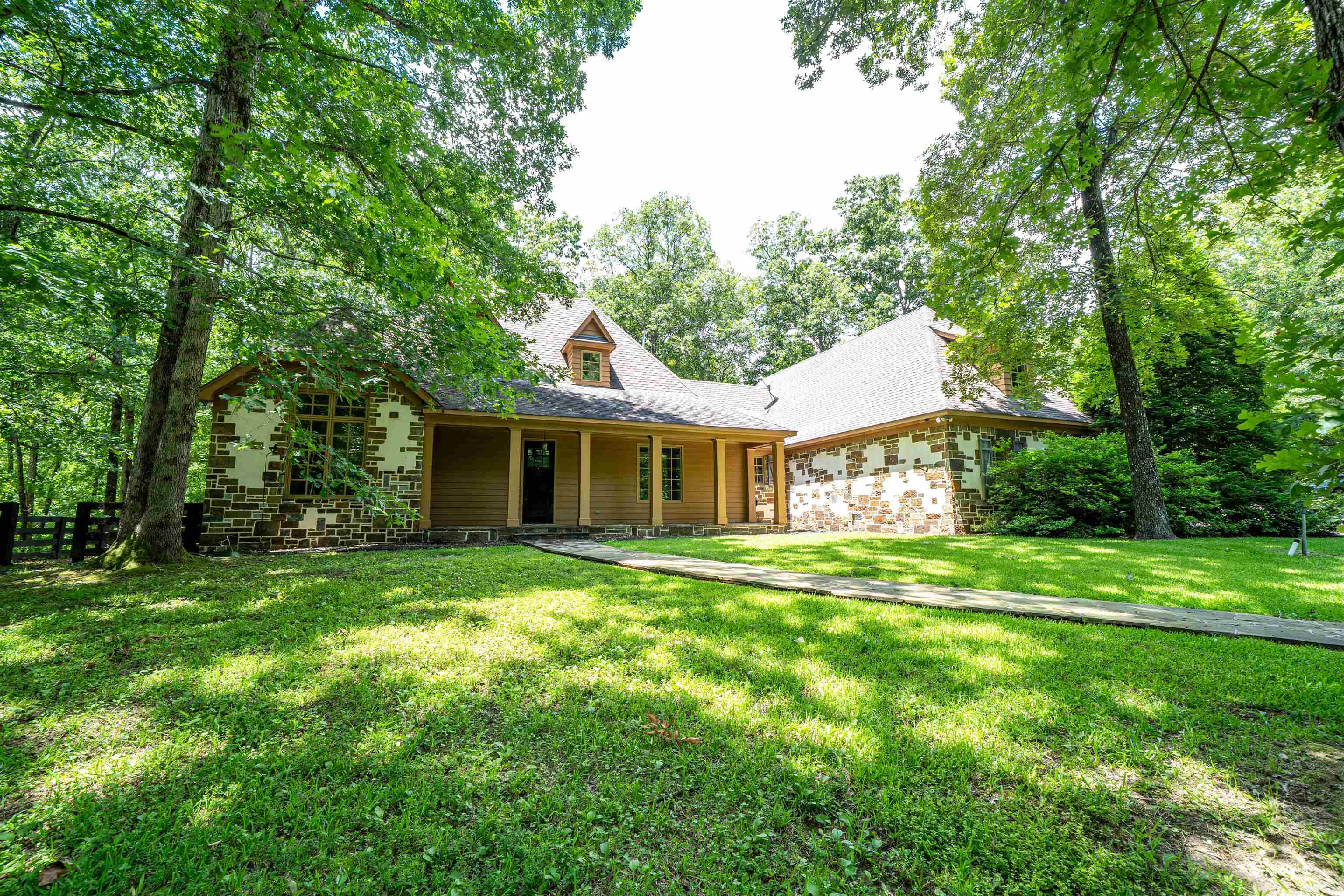 6355 Jernigan Rd Property Photo 5
