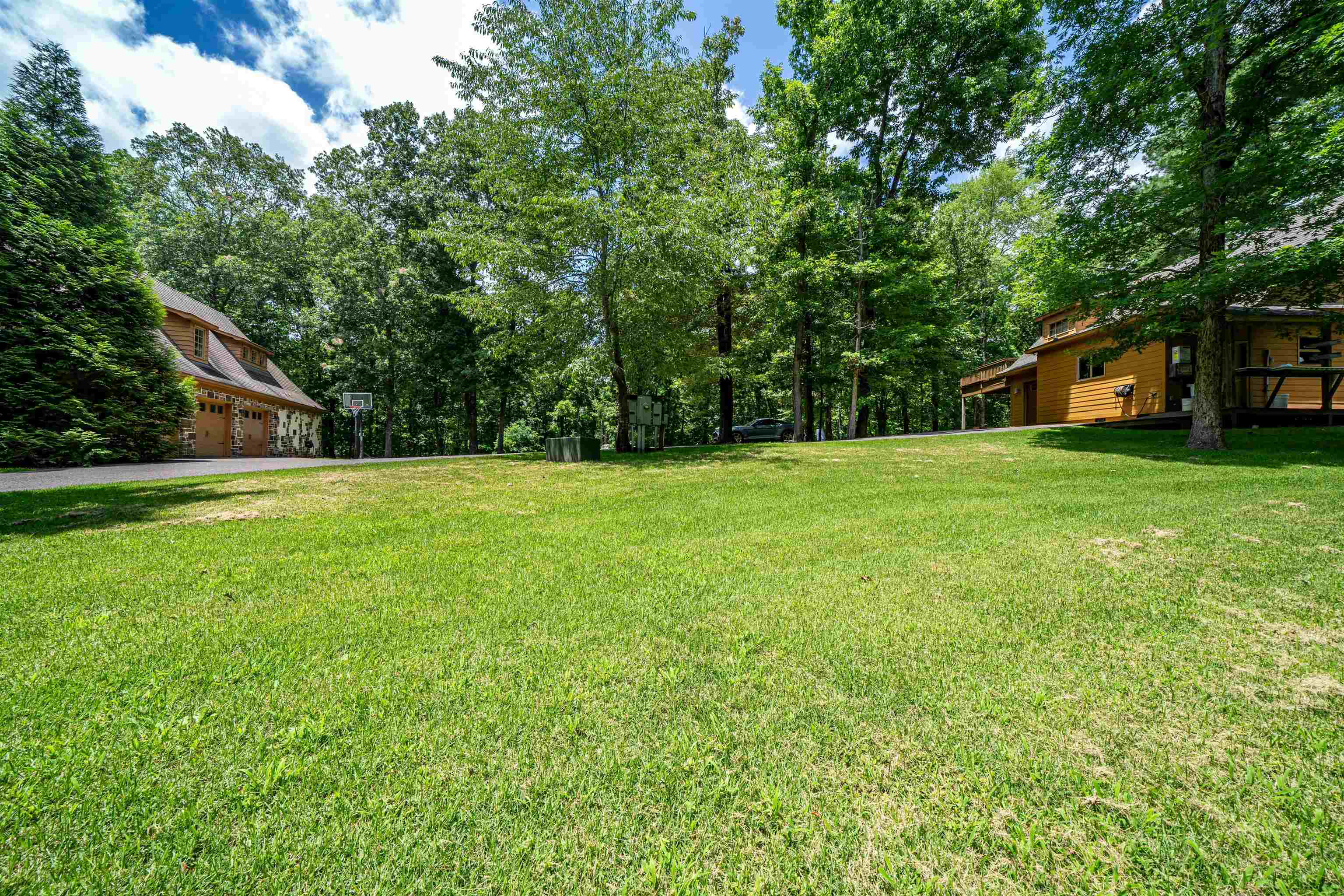 6355 Jernigan Rd Property Photo 7