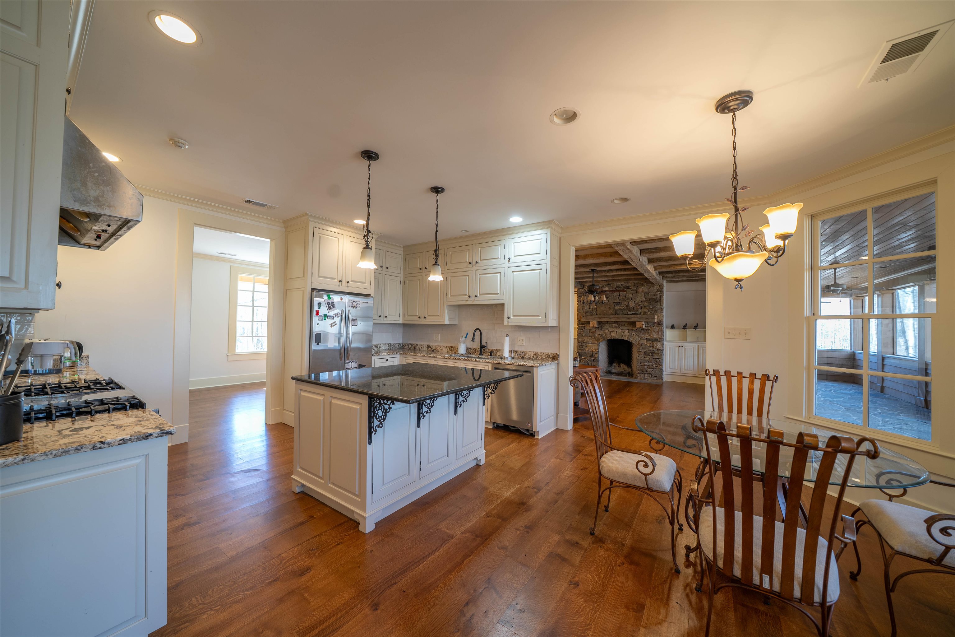 6355 Jernigan Rd Property Photo 10