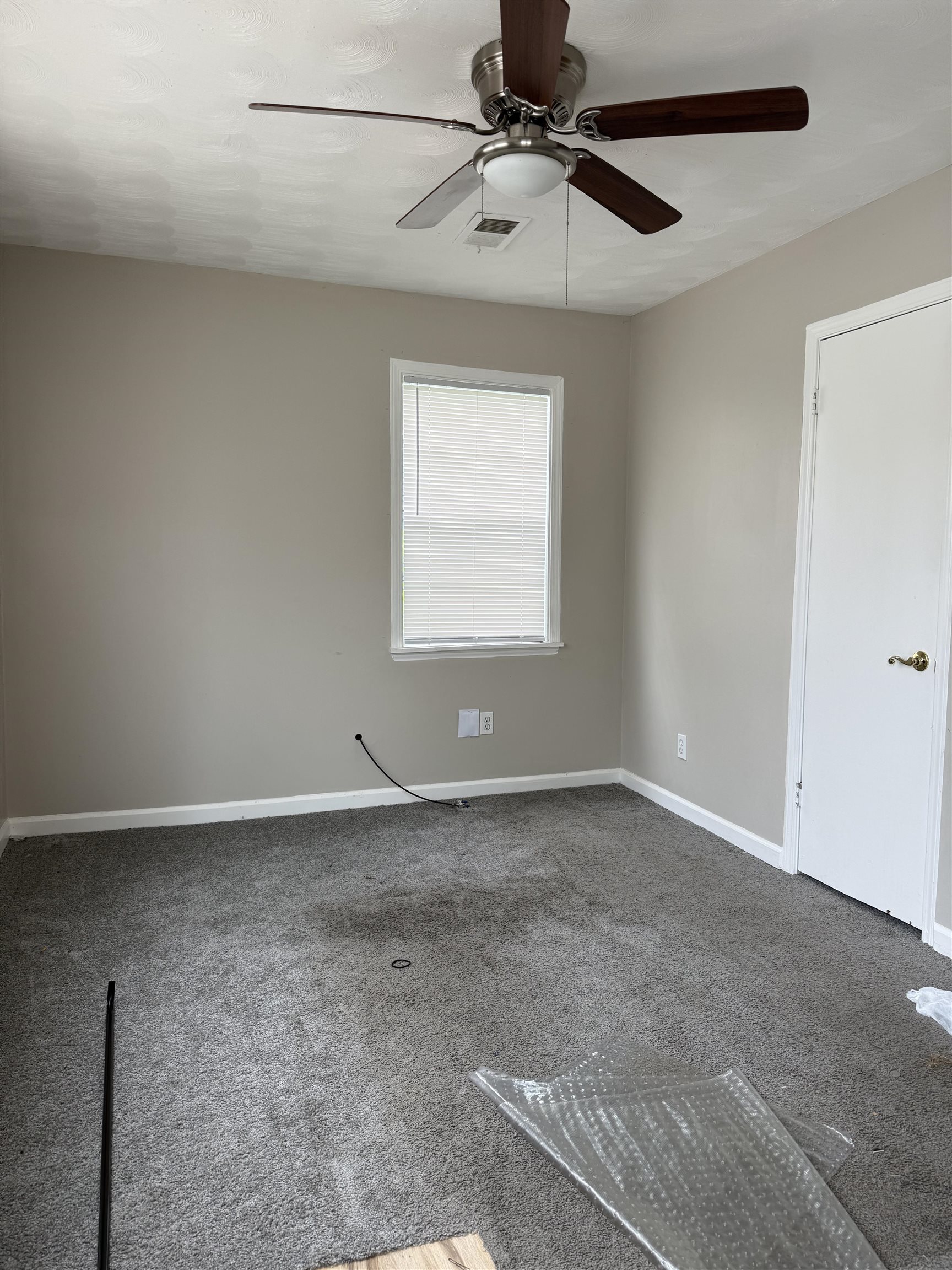 927 N Third St Property Photo 7