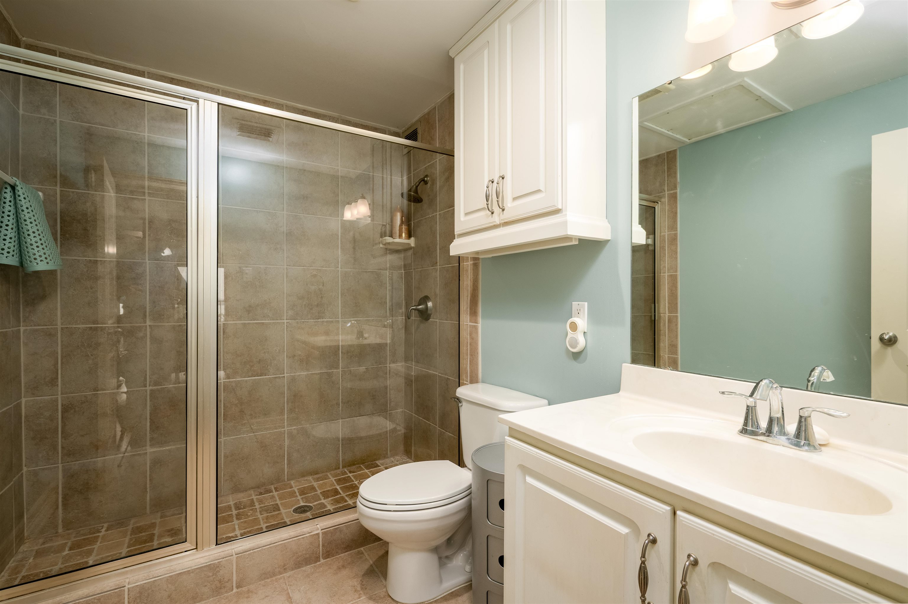 655 Riverside Dr 801 Property Photo 15