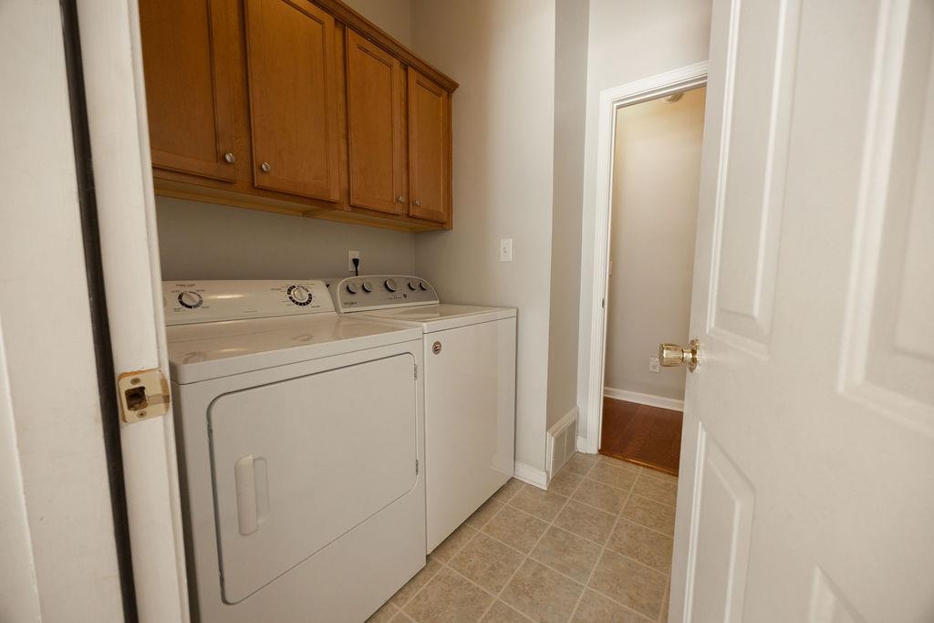 1387 E Island Pl E Property Photo 10