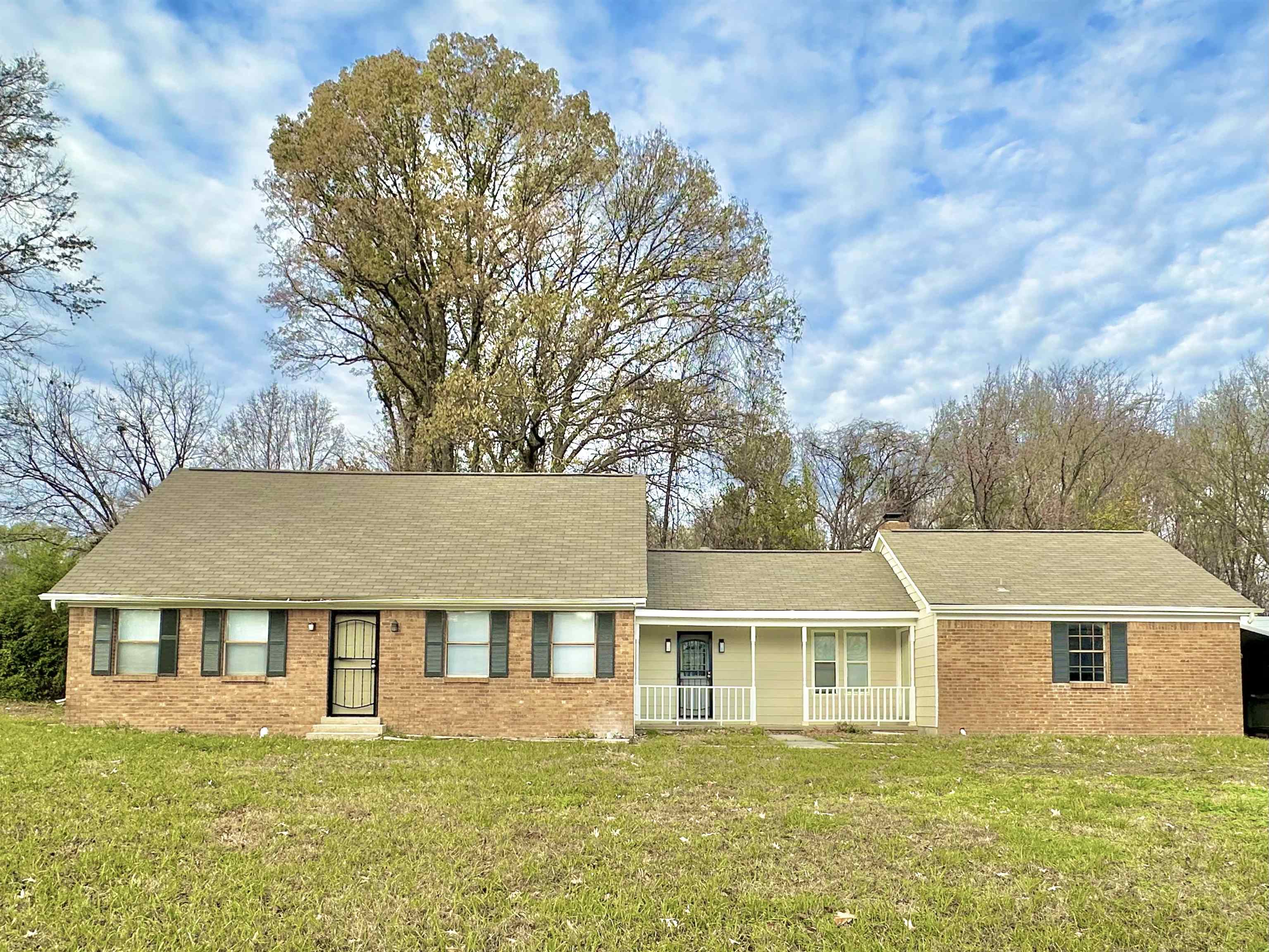 4376 COLEMAN RD Property Photo 1