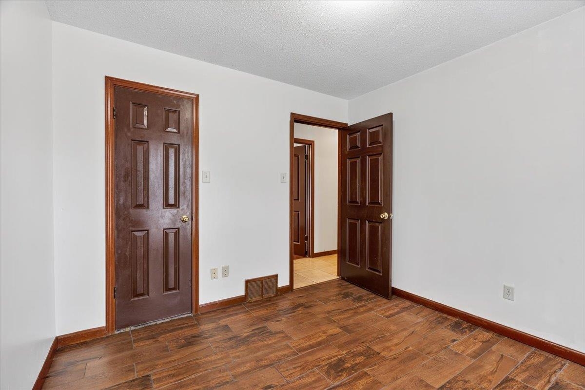 6561 Falling Tree Dr Property Photo 13