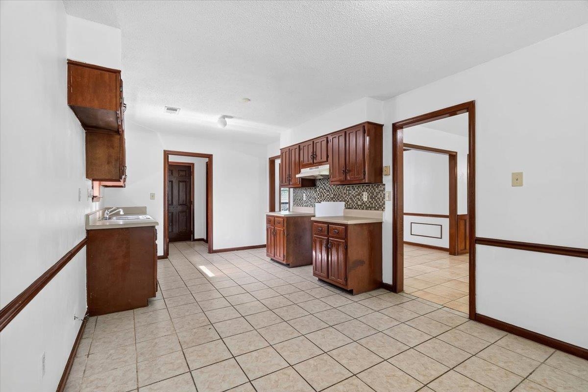 6561 Falling Tree Dr Property Photo 21