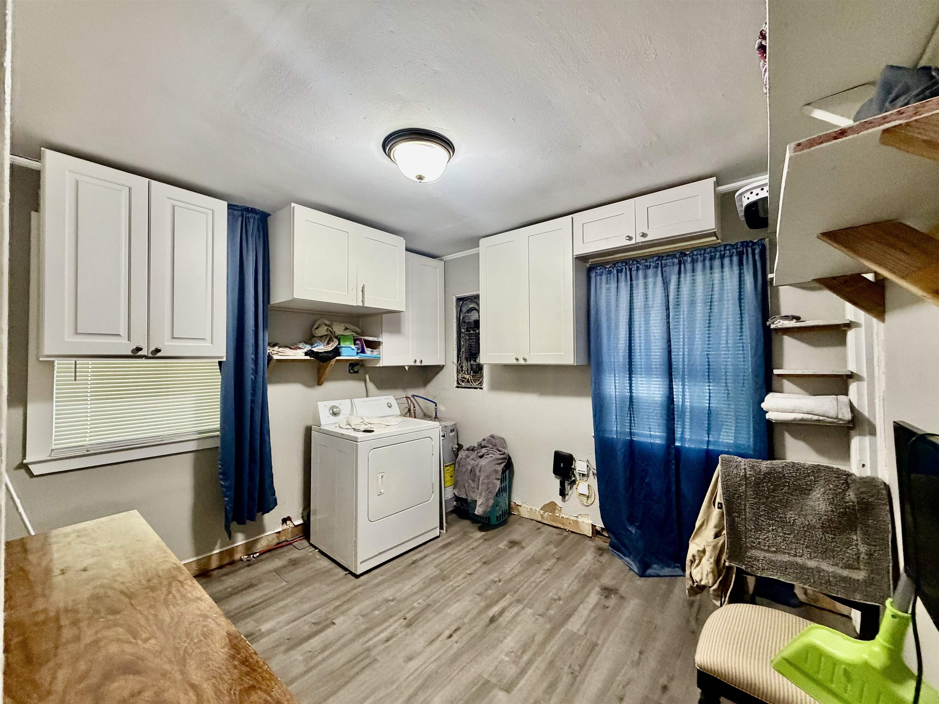 25 Lagrange St Property Photo 8