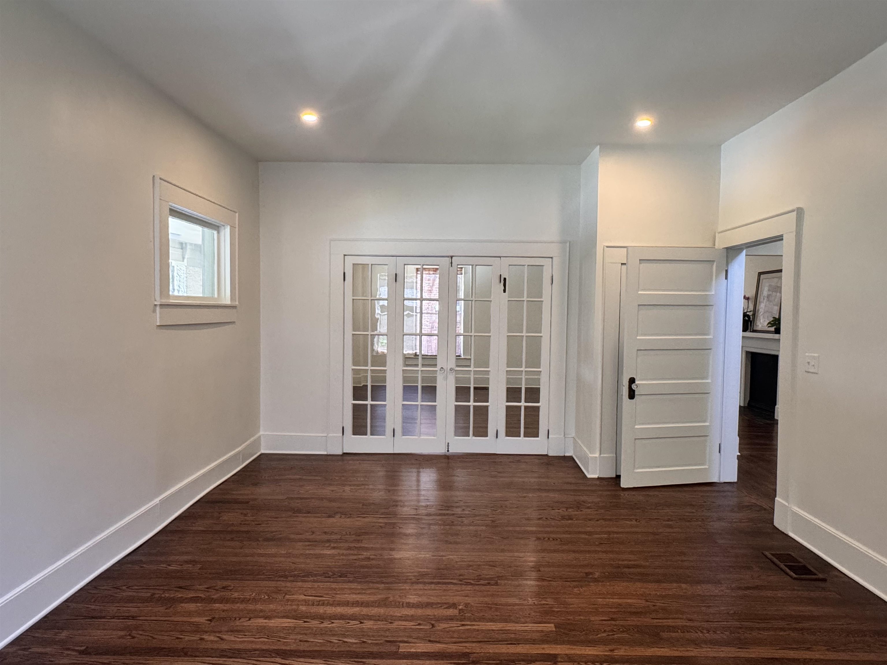 264 N Mcneil St Property Photo 6