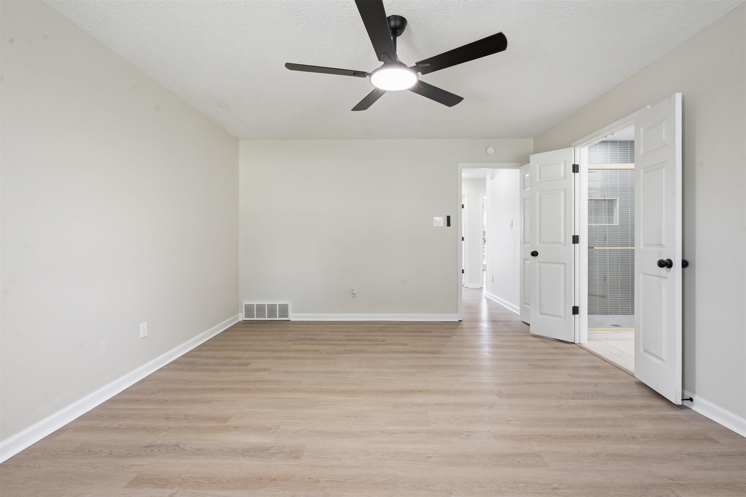 6830 Clearwater Cv Property Photo 32