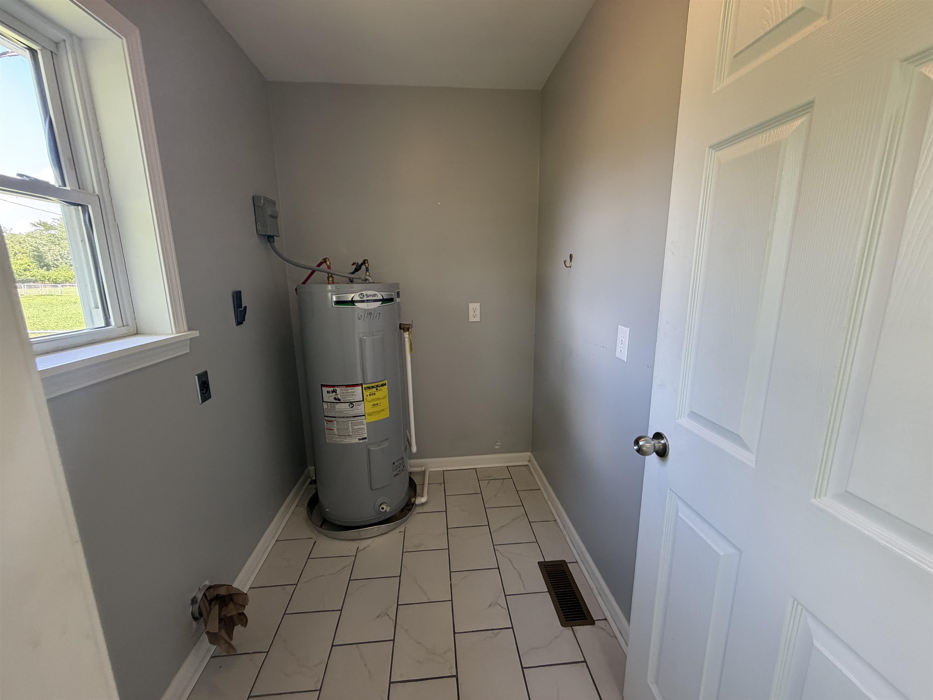 55 Geans Ln Property Photo 13
