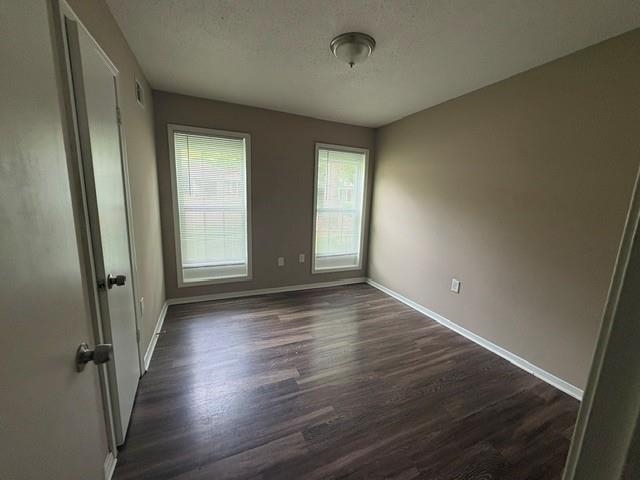 5267 Broken Oak Dr Property Photo 6