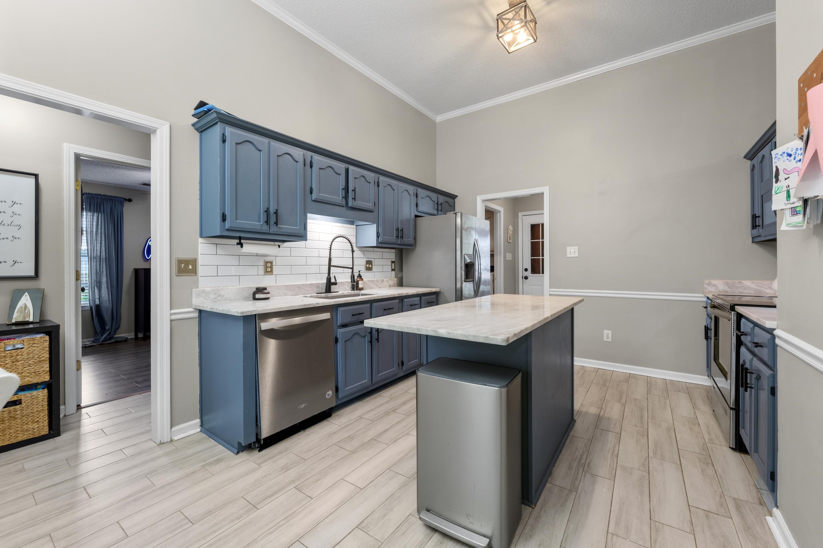 11779 Village Center St Property Photo 10