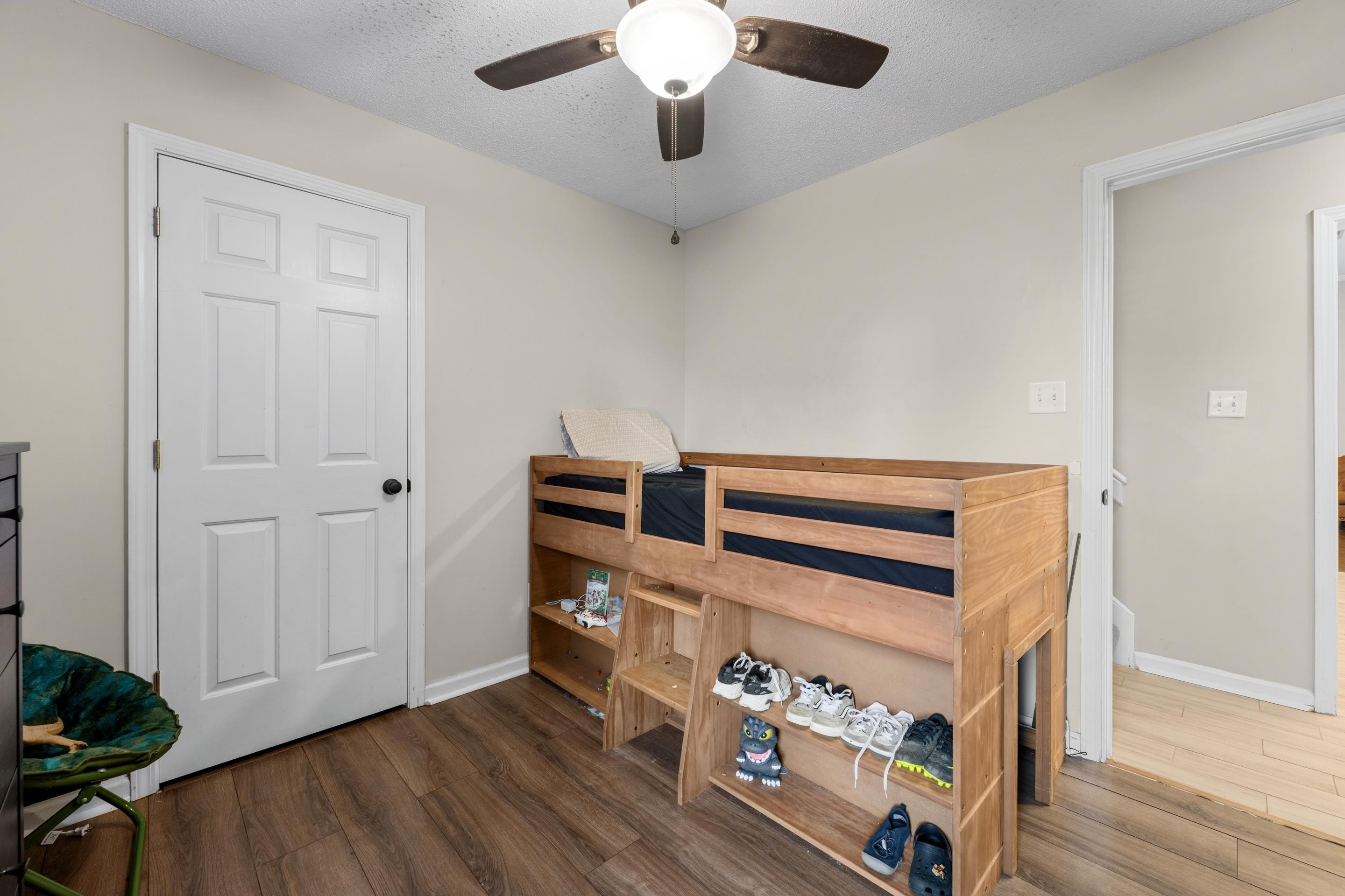 11779 Village Center St Property Photo 14
