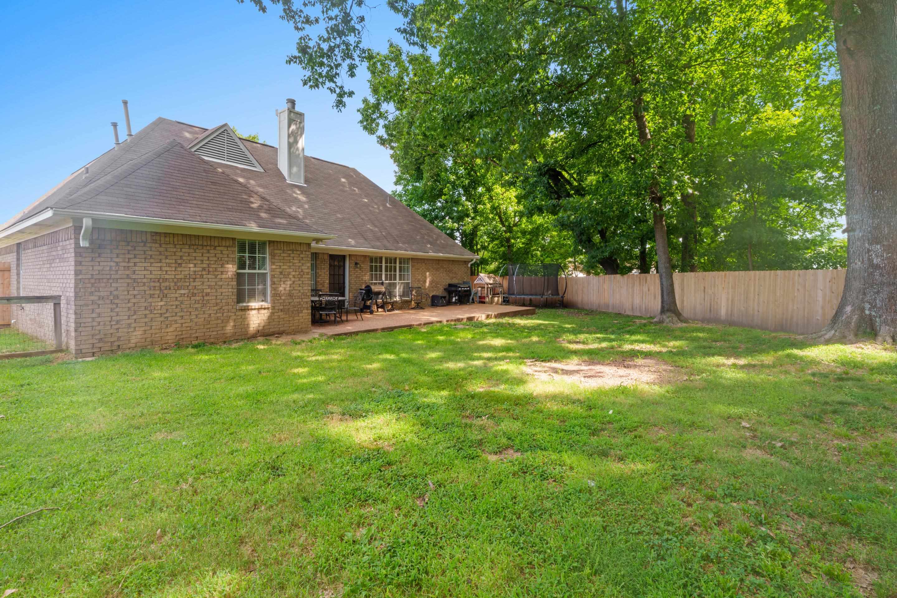 11779 Village Center St Property Photo 24