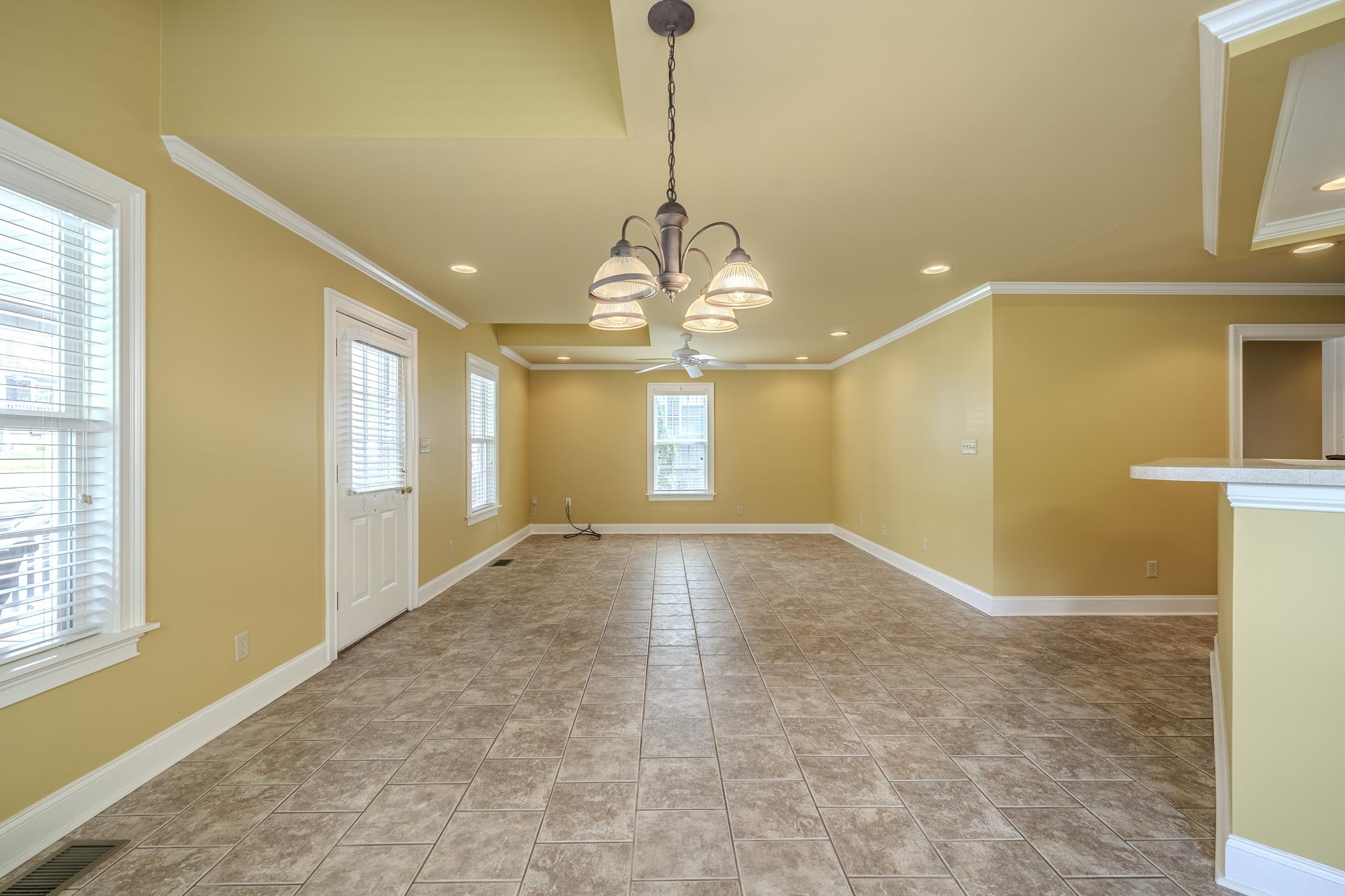 27 Tamara Trl Property Photo 6