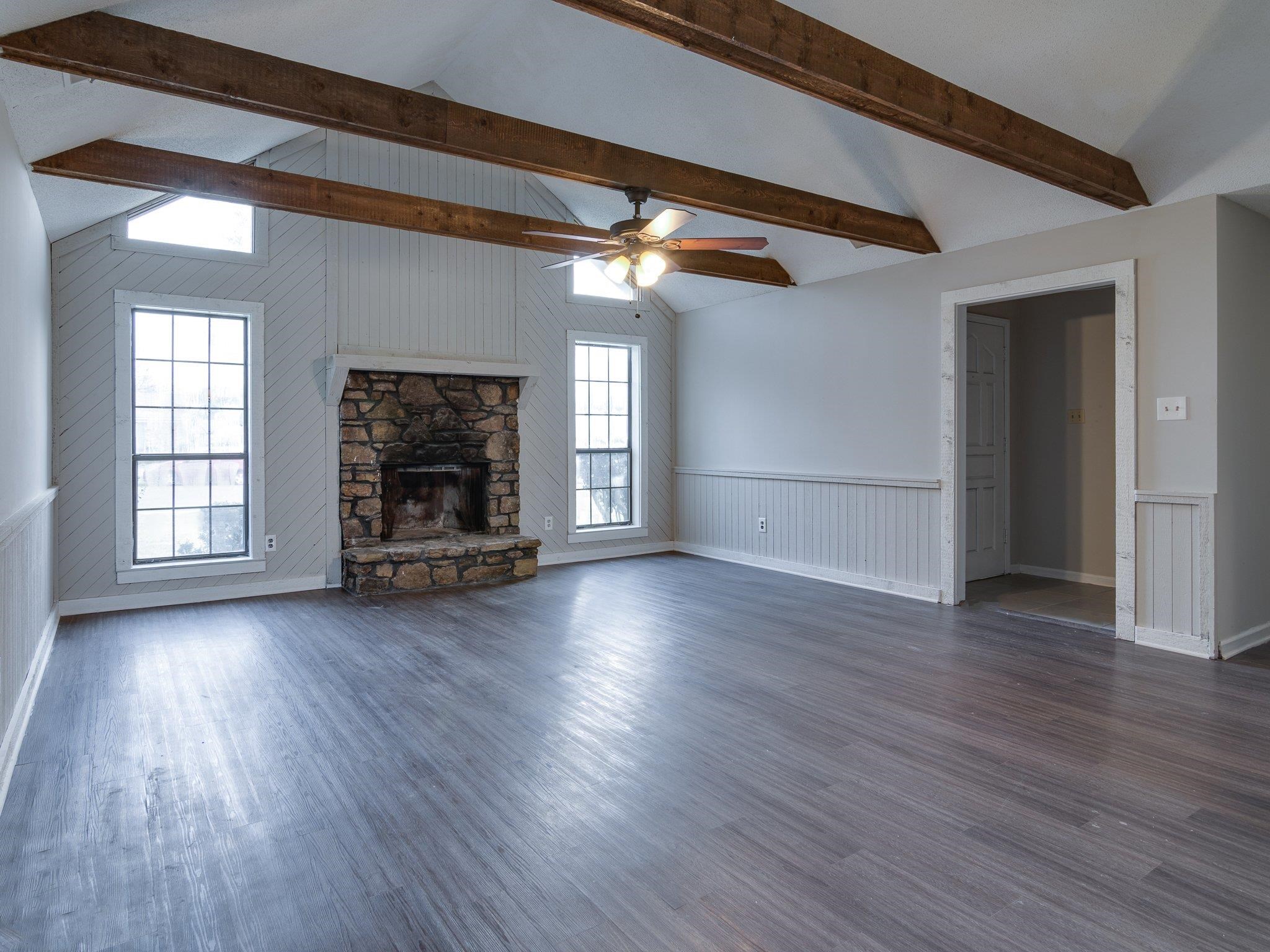 6562 Lake Valley Dr Property Photo 5