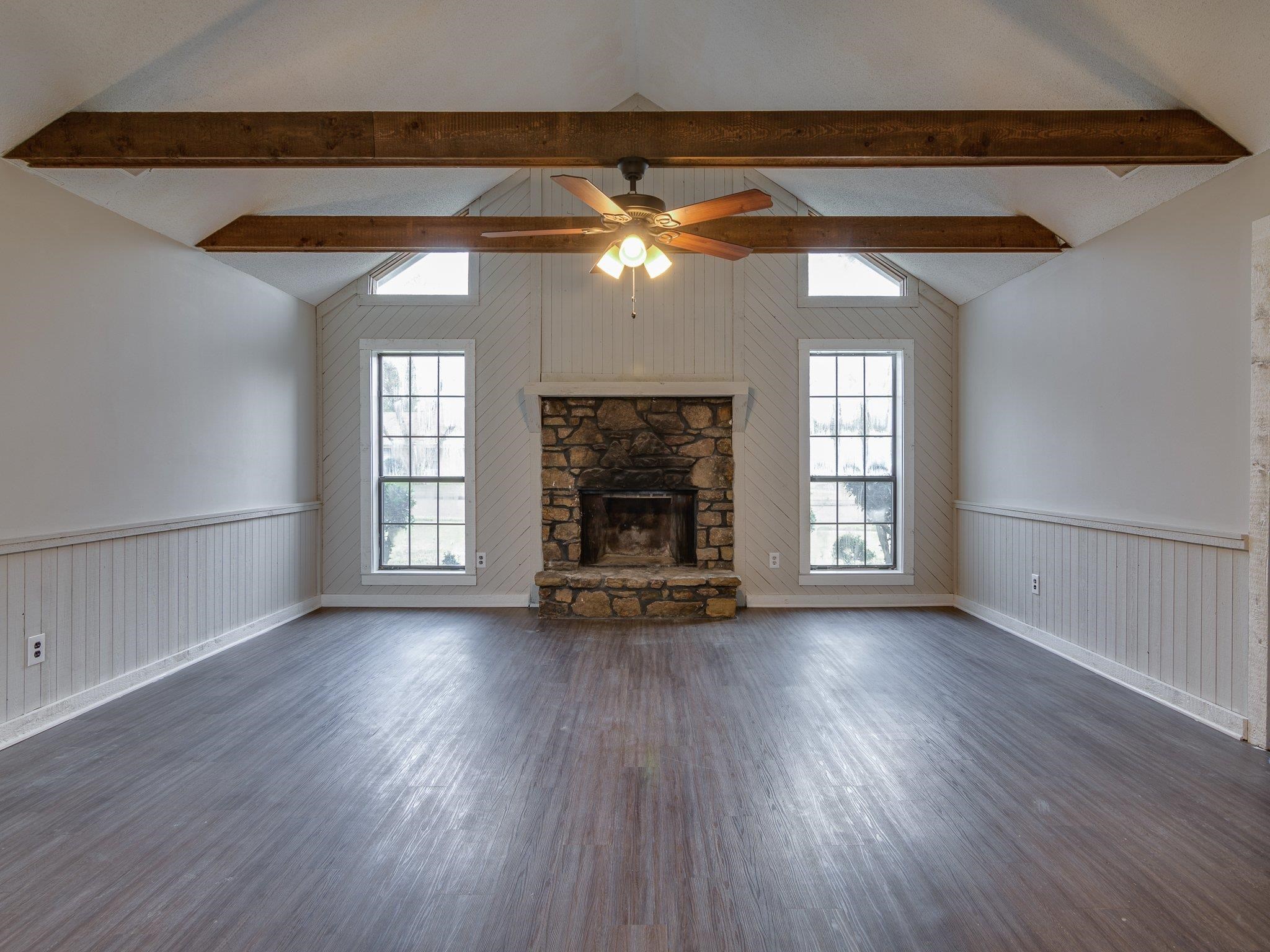6562 Lake Valley Dr Property Photo 8