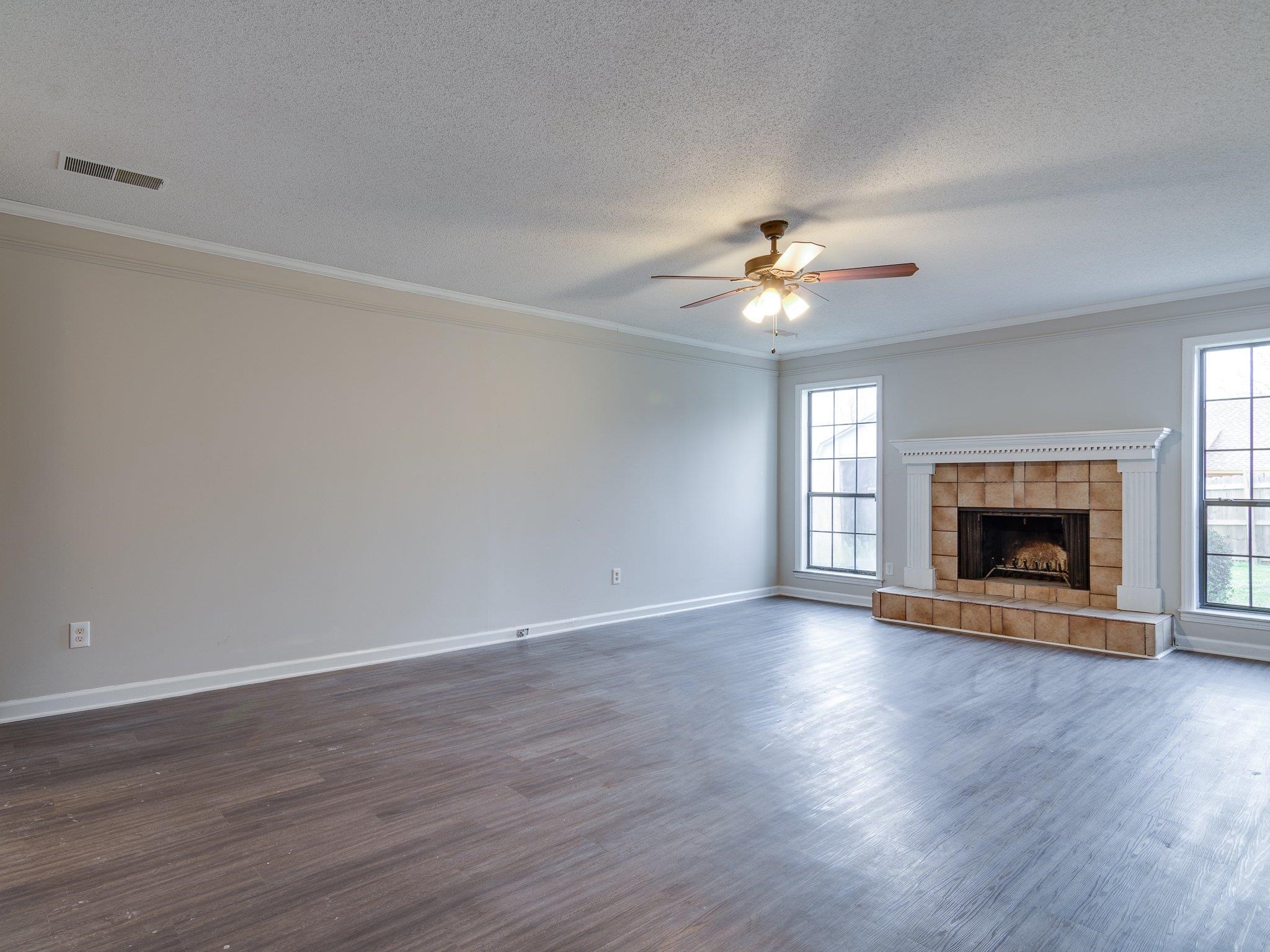 6562 Lake Valley Dr Property Photo 11