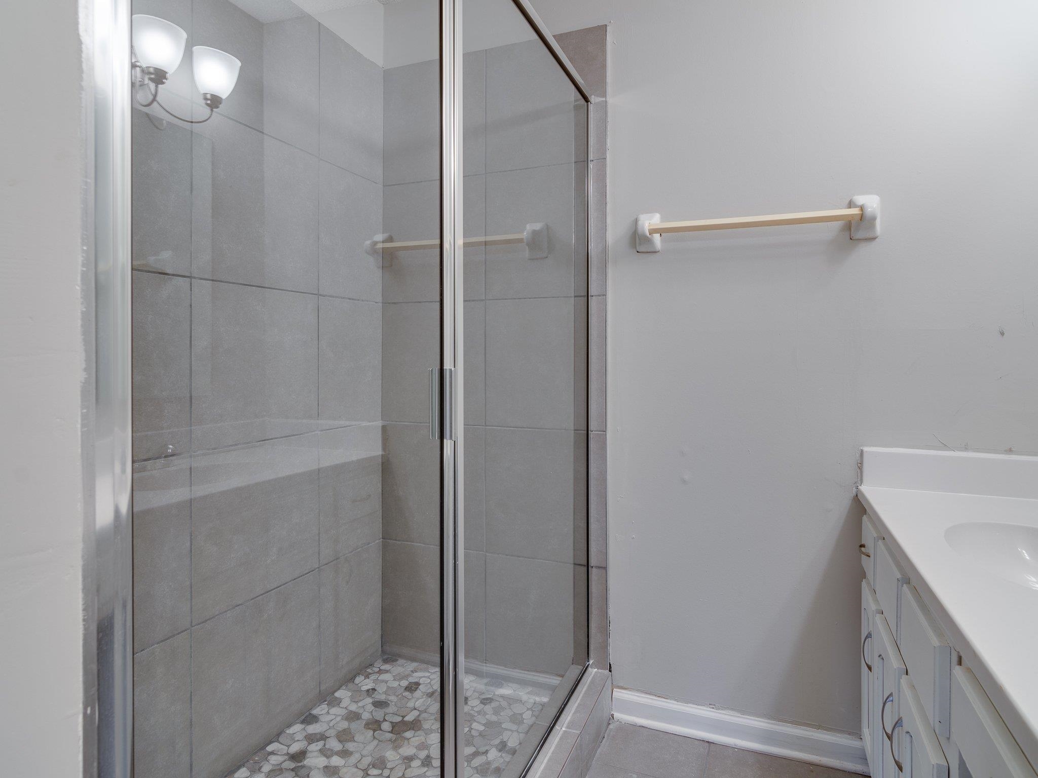 6562 Lake Valley Dr Property Photo 12