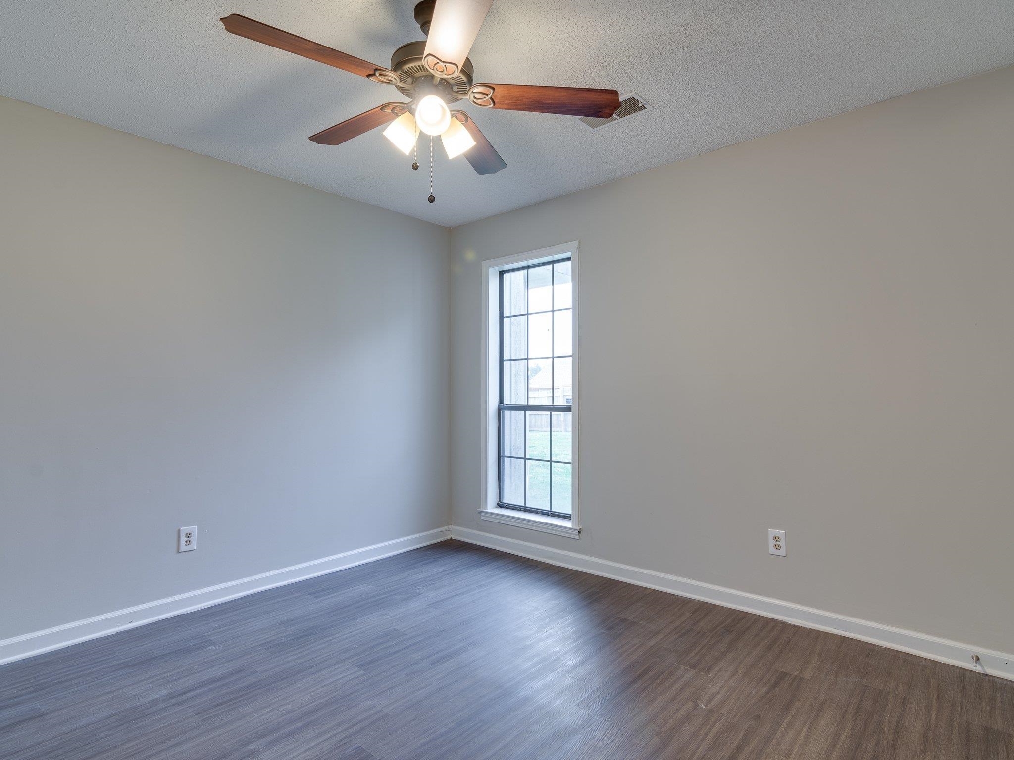 6562 Lake Valley Dr Property Photo 15