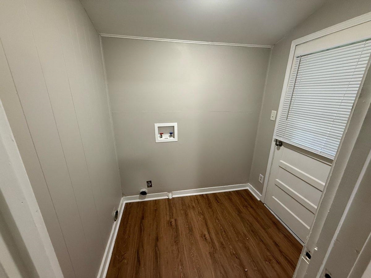 1195 Dorothy Pl B Property Photo 16