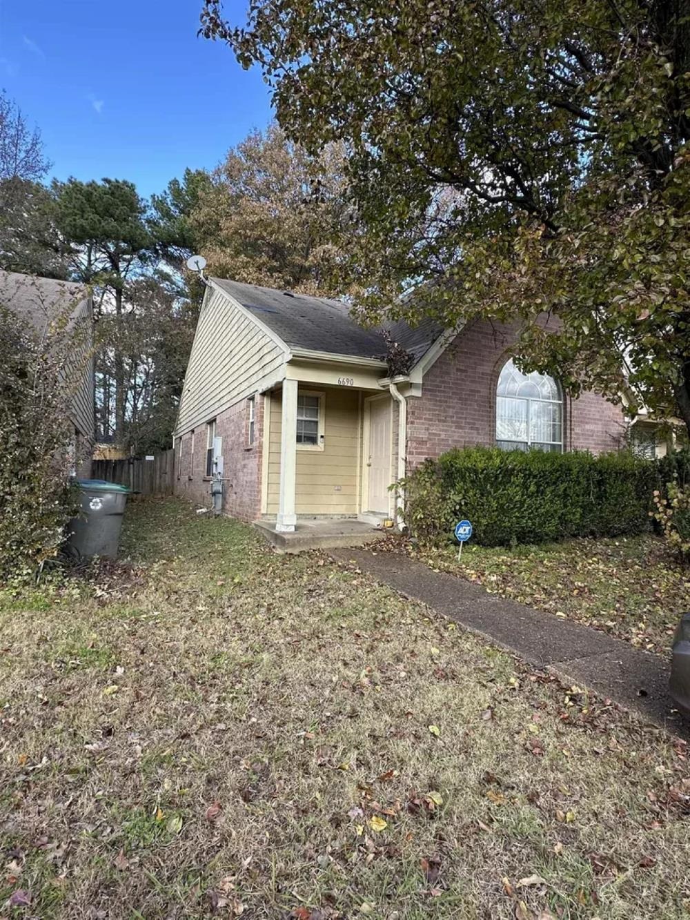 6690 Whitten Pine Dr Property Photo 1