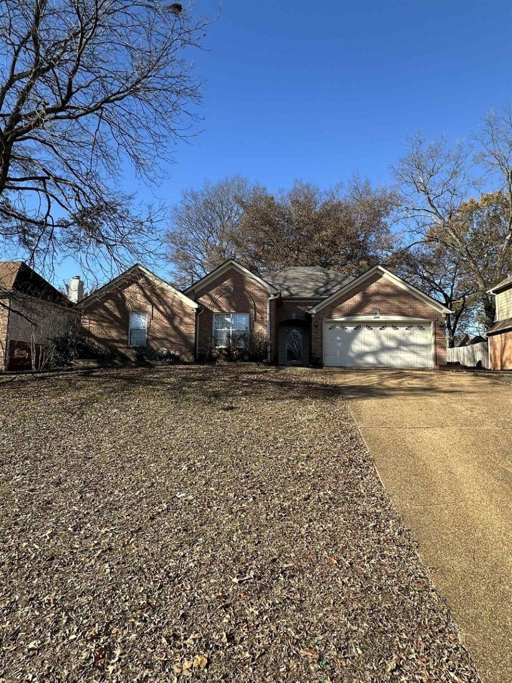 5265 ANNANDALE DR Property Photo 1