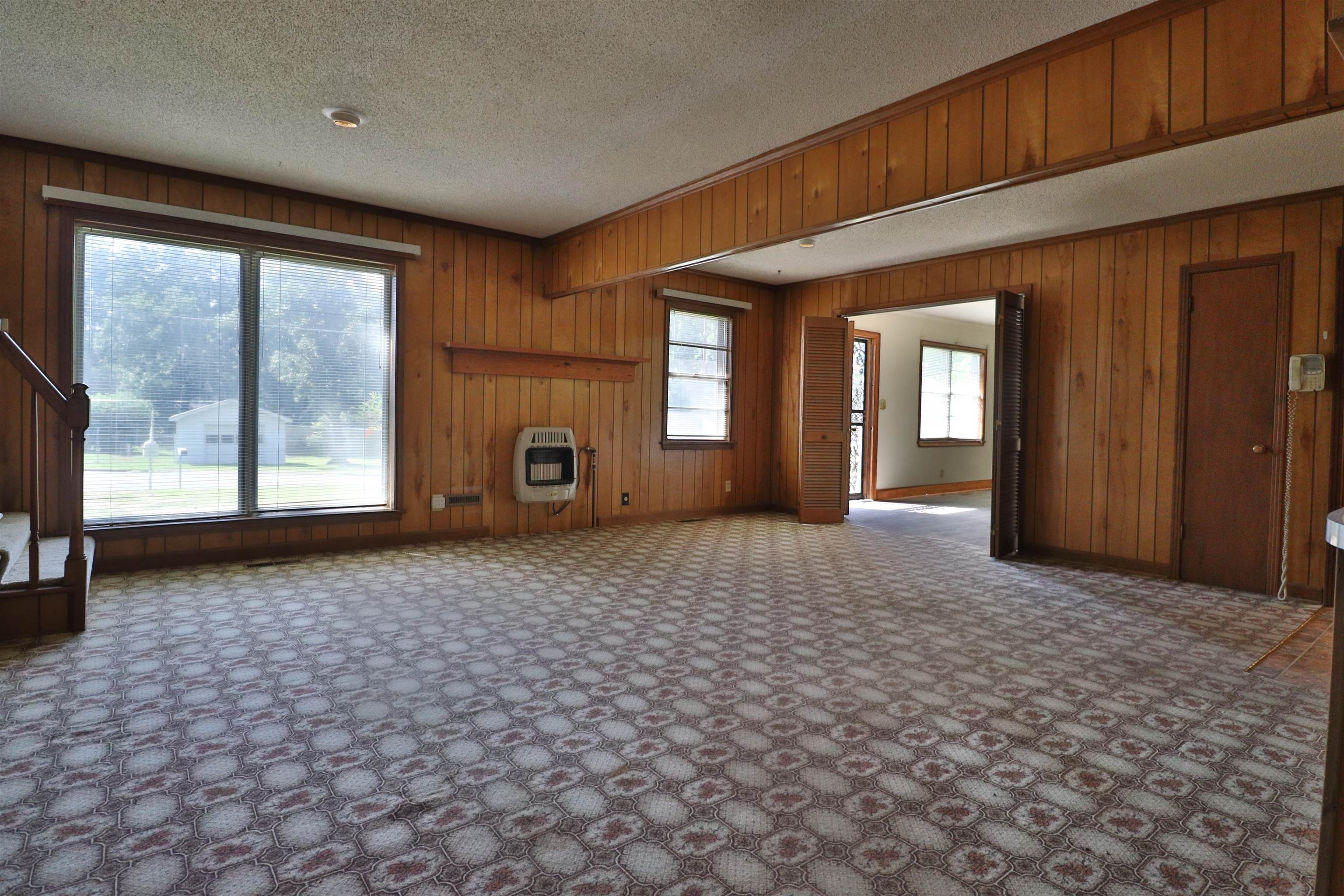 533 Best St Property Photo 8