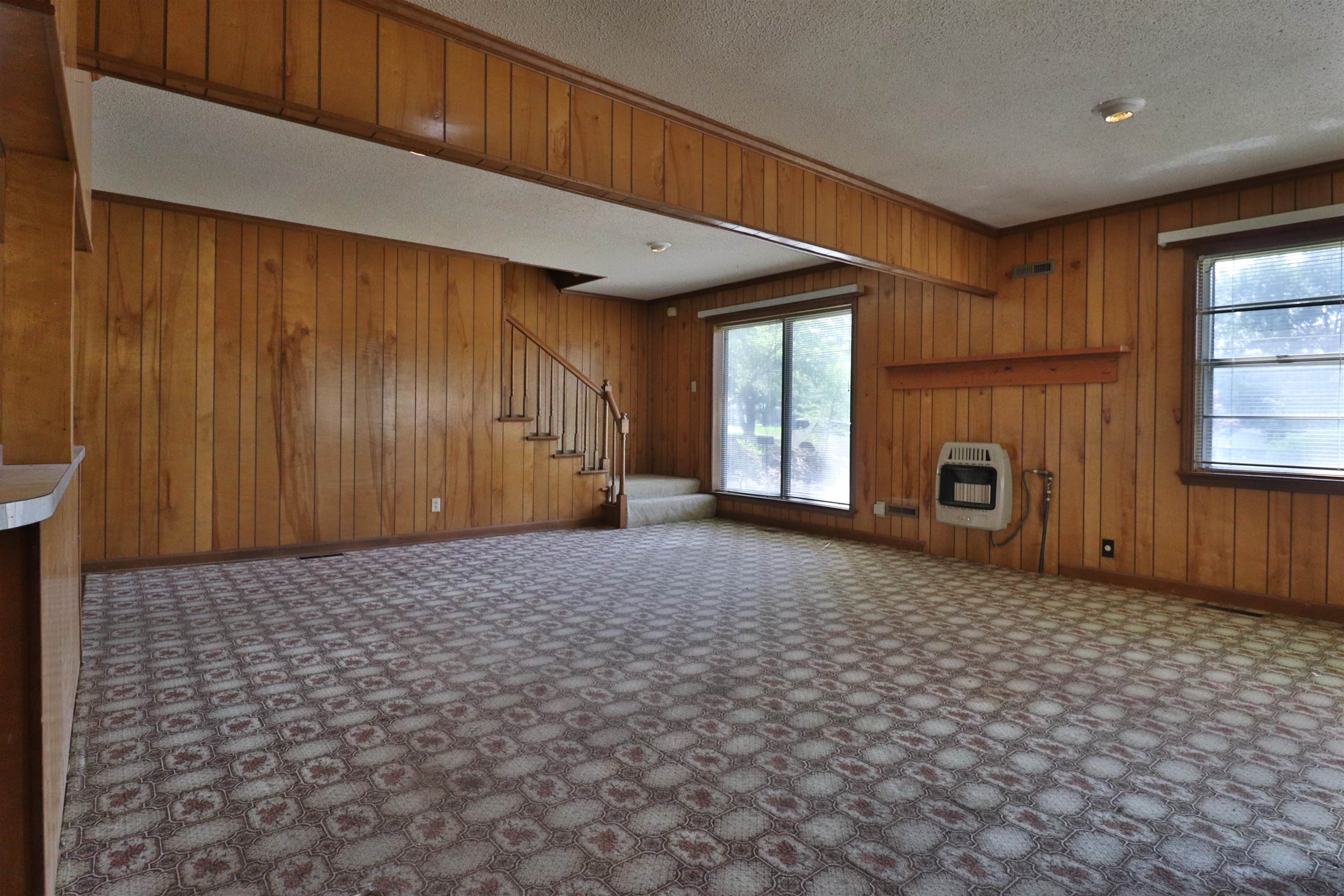 533 Best St Property Photo 9