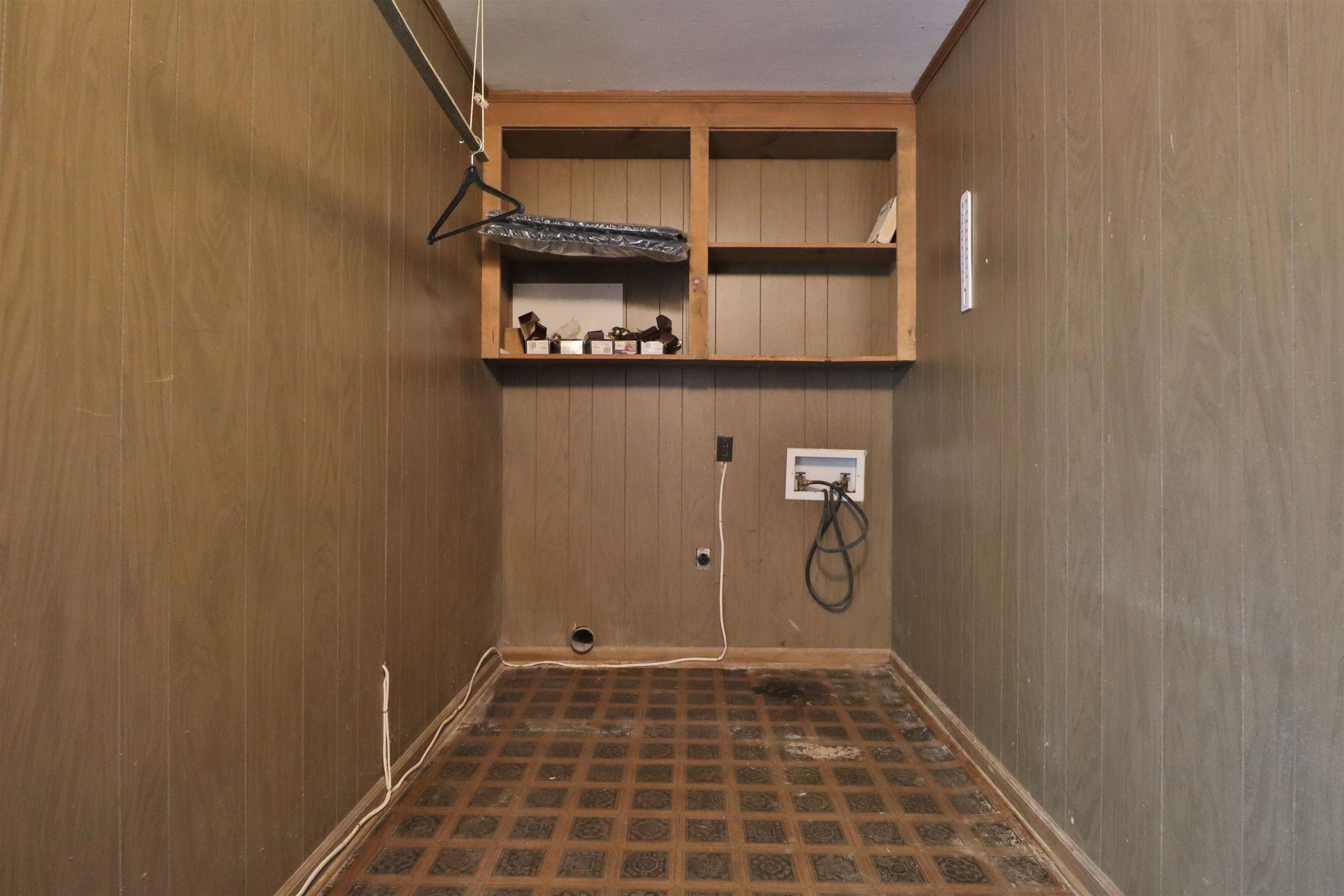 533 Best St Property Photo 14