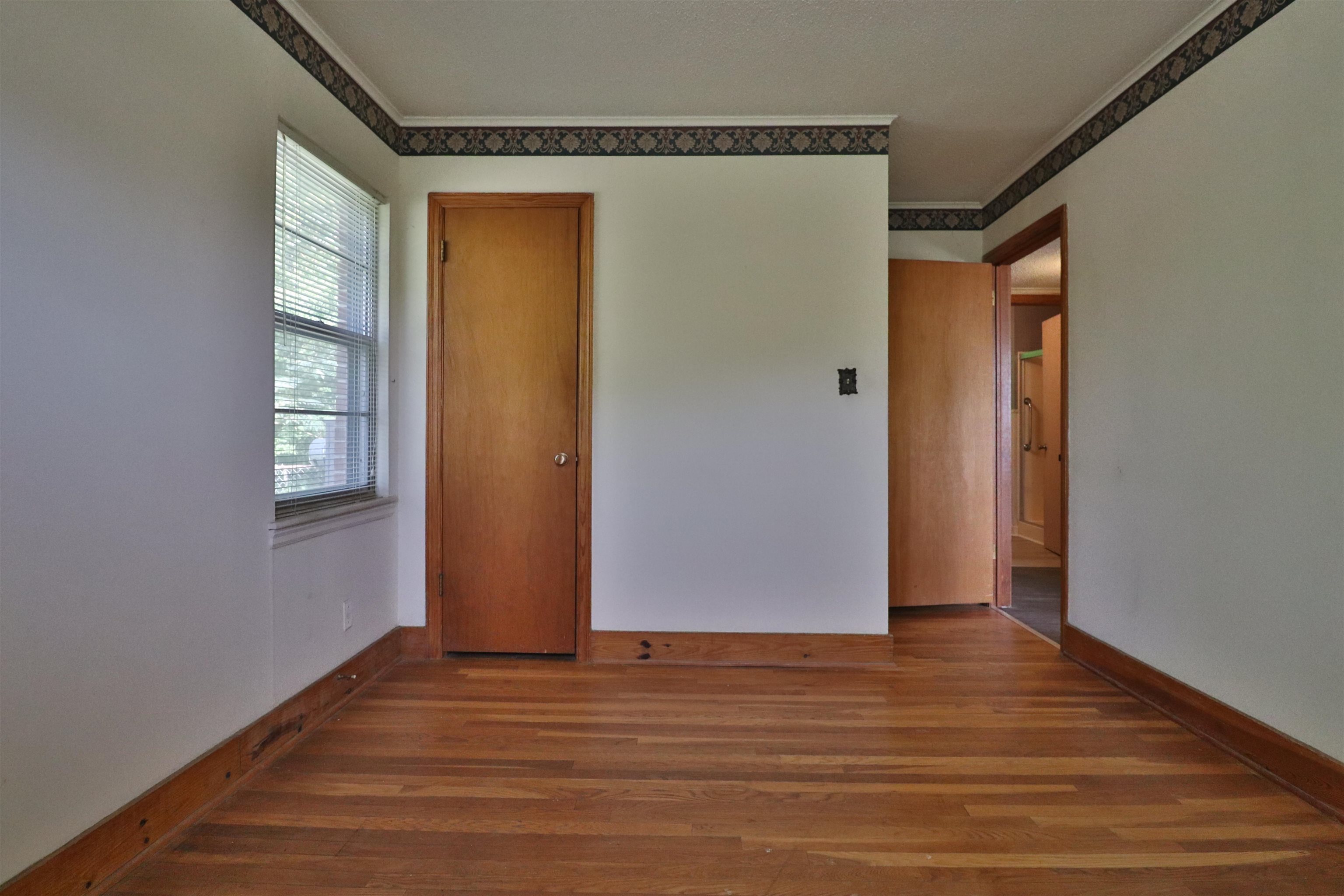 533 Best St Property Photo 16