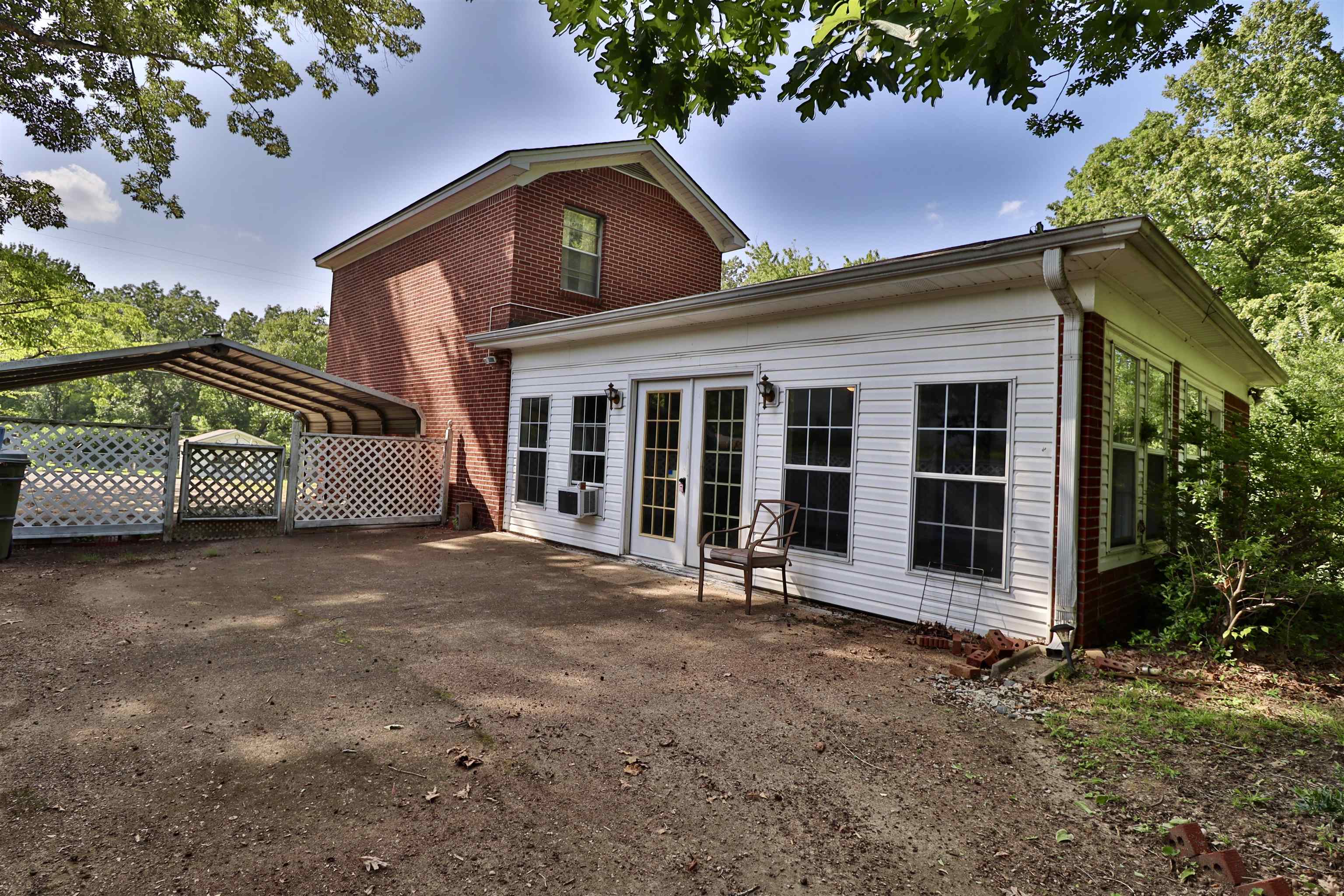 533 Best St Property Photo 28