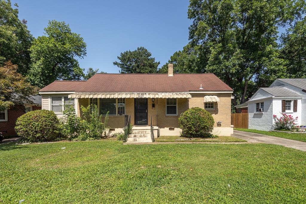 807 Estridge Dr Property Photo 1