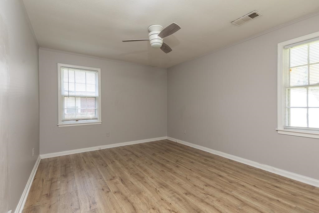 807 Estridge Dr Property Photo 10