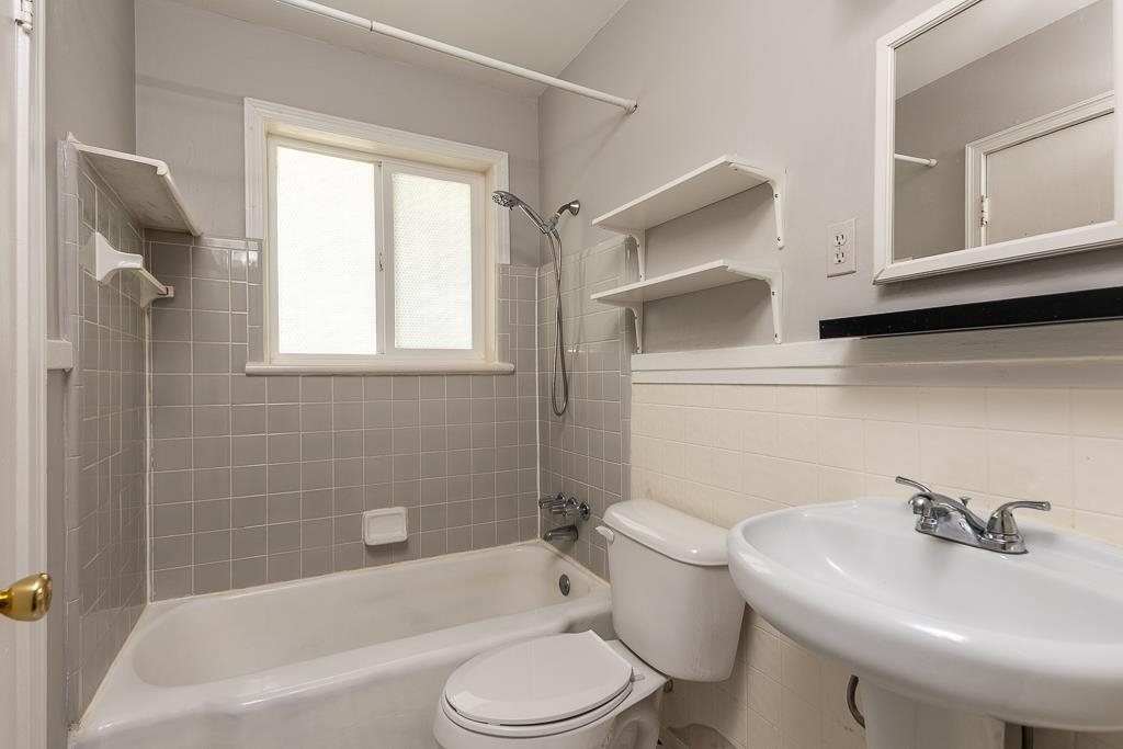 807 Estridge Dr Property Photo 11