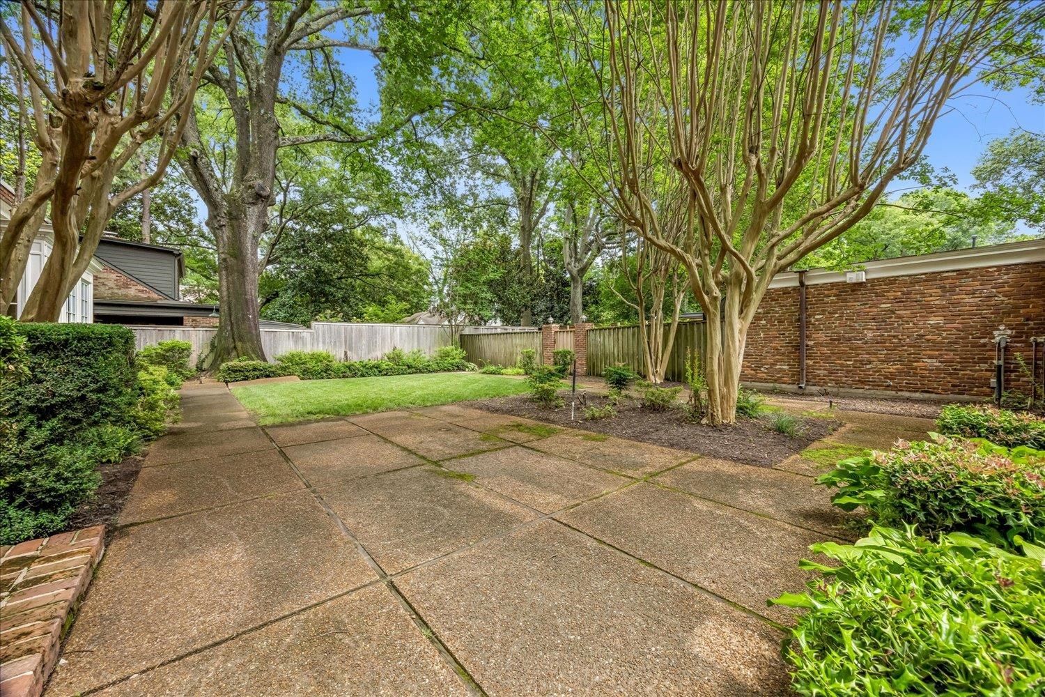 2923 Midland Ave Property Photo 34