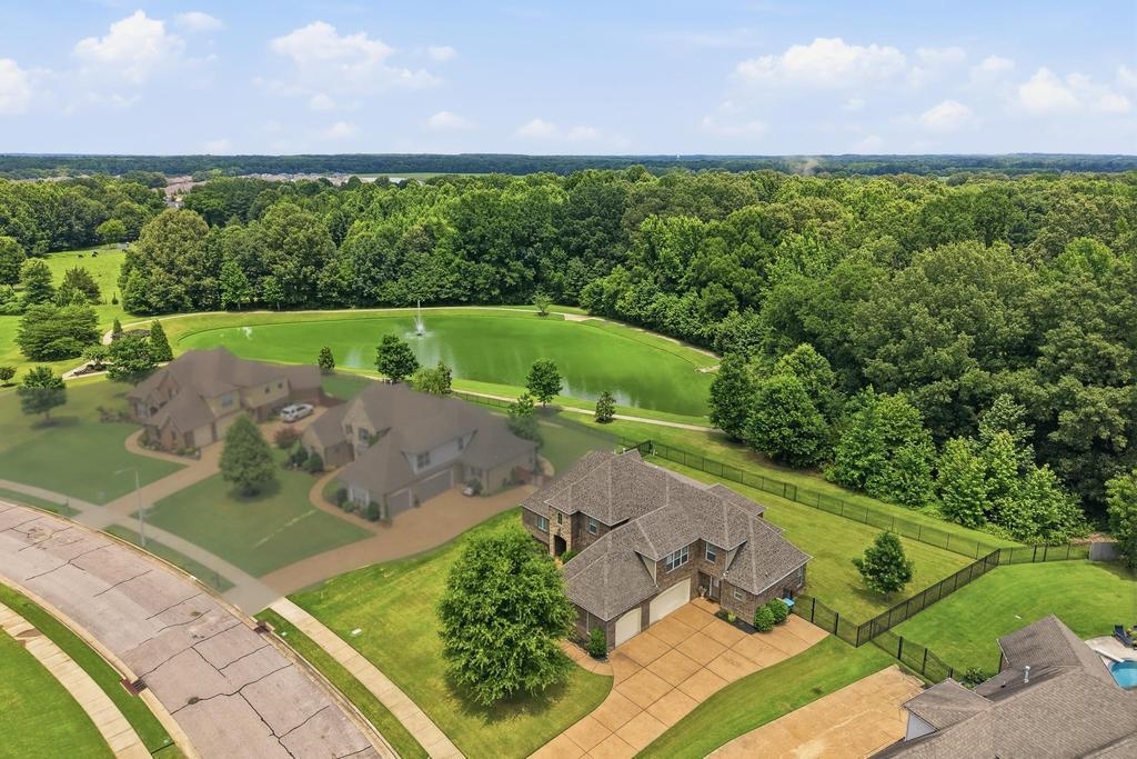 6000 Brandon Brook Dr Property Photo 2