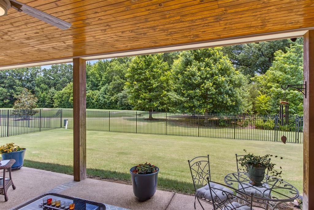 6000 Brandon Brook Dr Property Photo 3