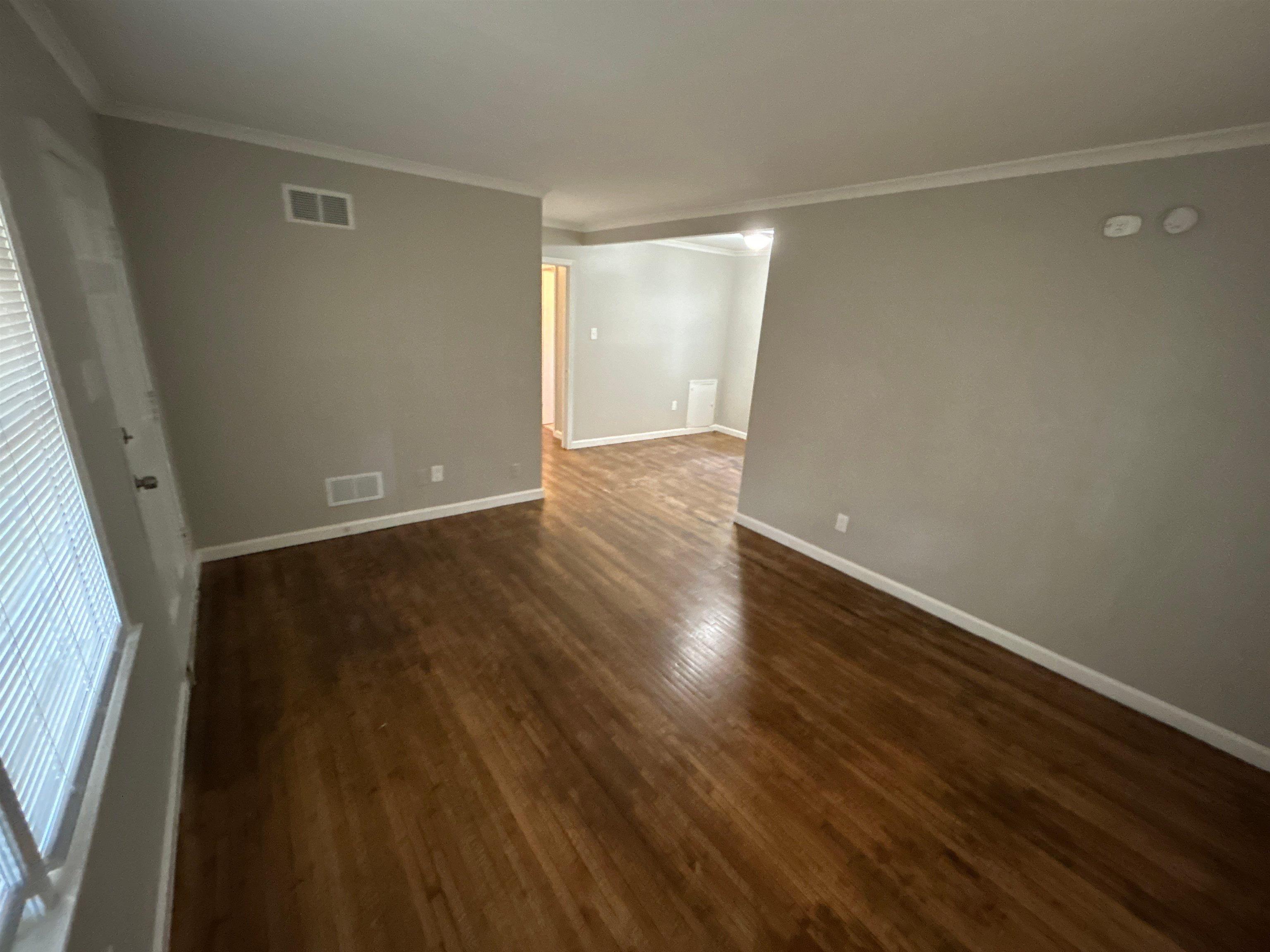 4006 Newton Dr Property Photo 8