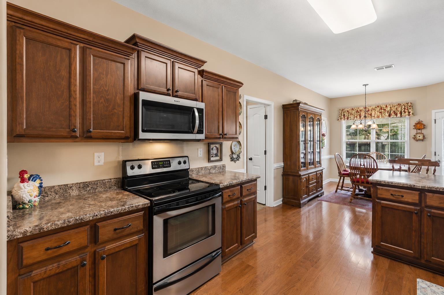 495 Hedge Rose Blvd Property Photo 10