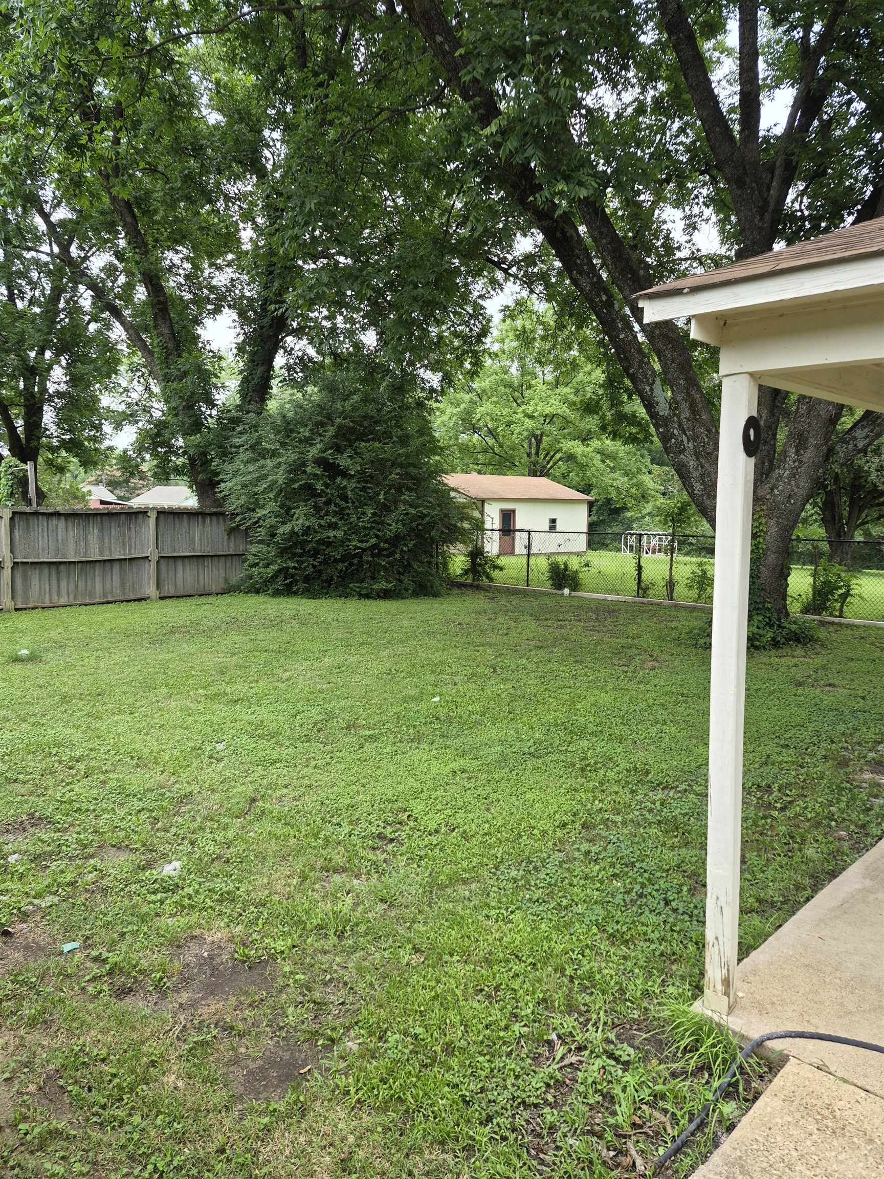 4260 Broadway Rd Property Photo 8