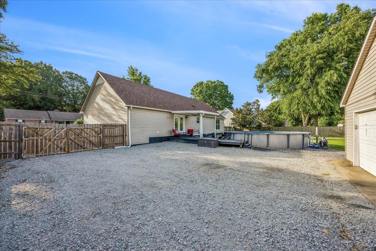 786 Foster Ave Property Photo 31