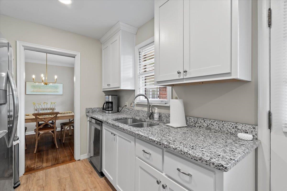 4491 GARNETT RD Property Photo 1