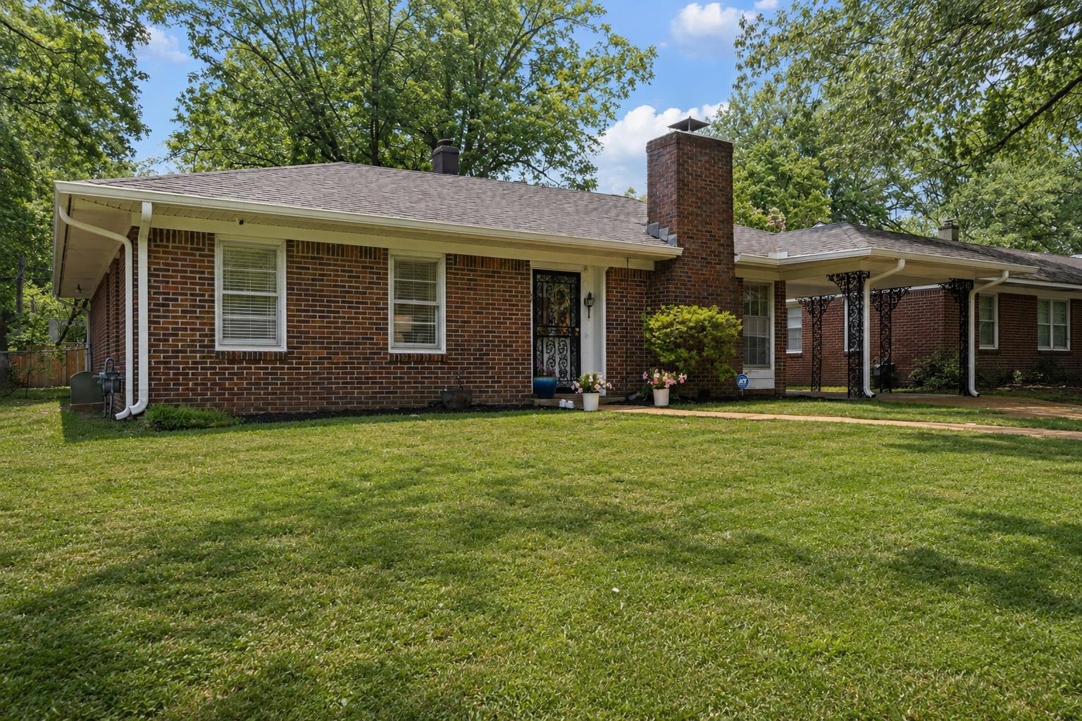 4491 Garnett Rd Property Photo 4