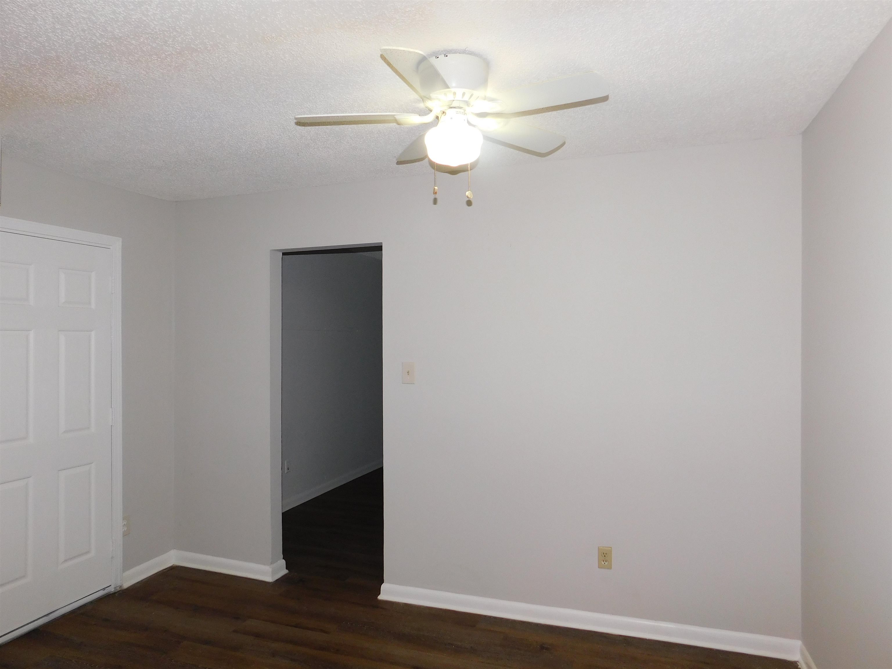 5293 Cedar Bluff Dr Property Photo 6